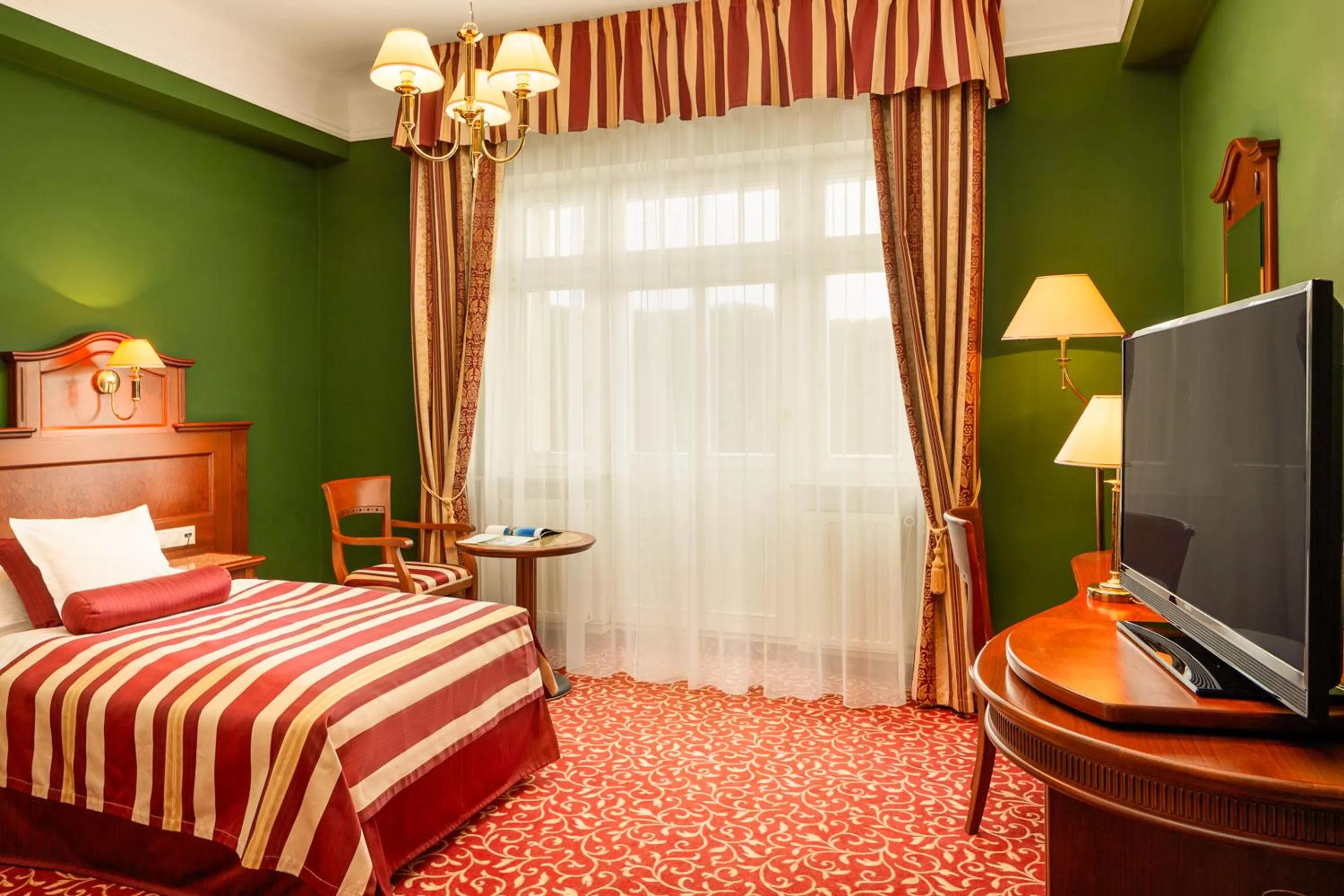 Bed in Spa Hotel Imperial