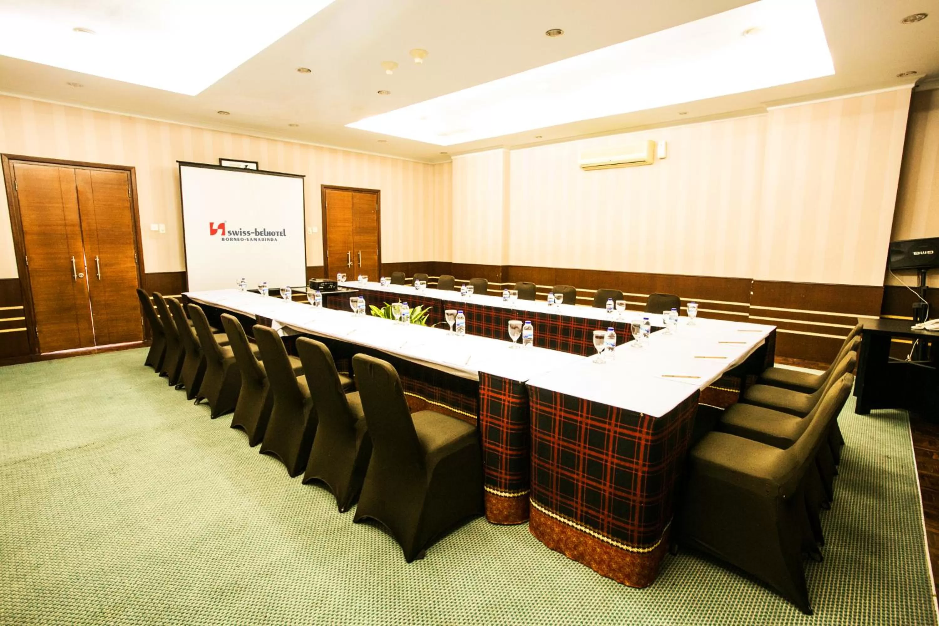 Meeting/conference room in Swiss-Belhotel Borneo Samarinda