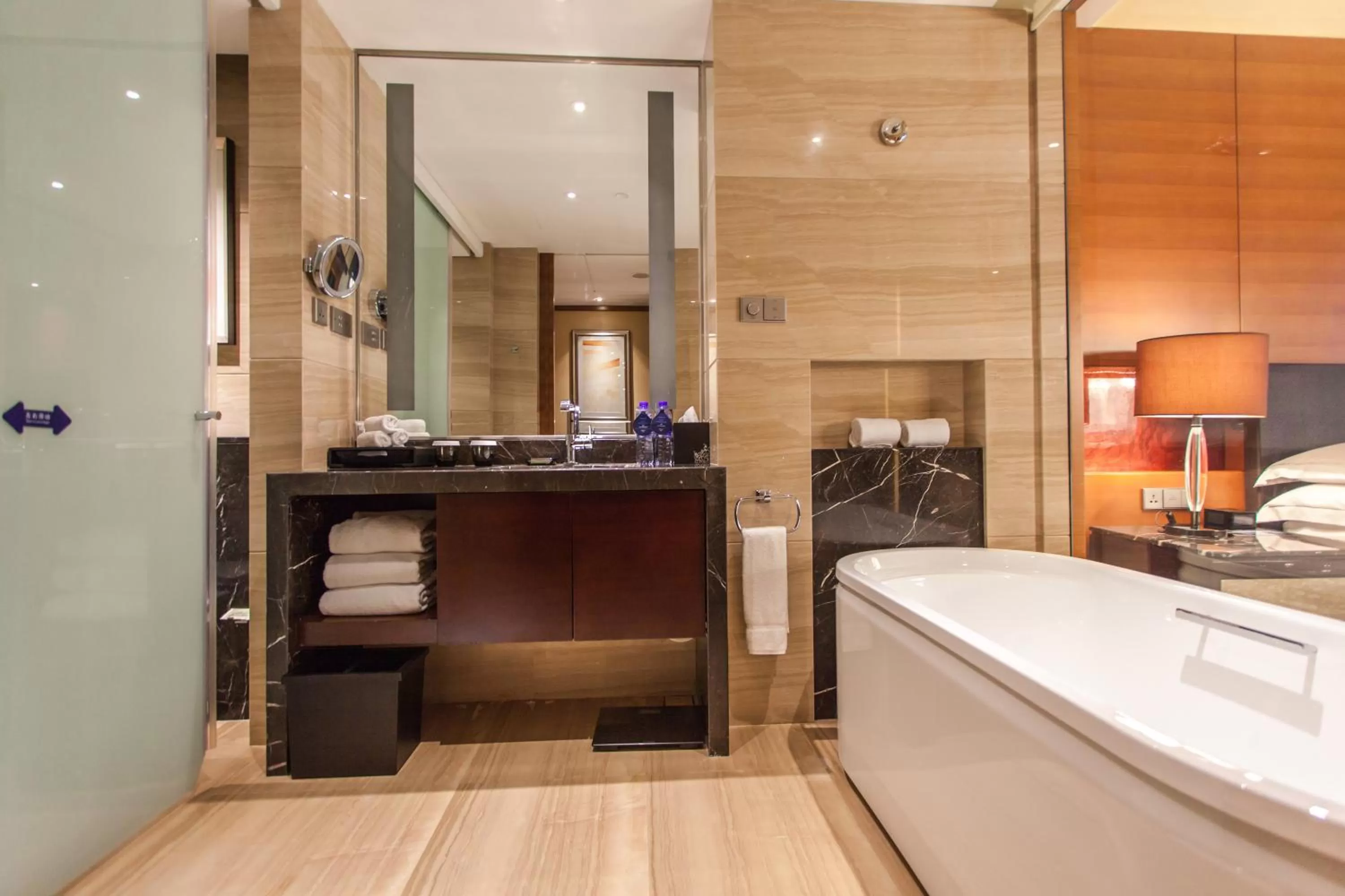 Bathroom in Hilton Shijiazhuang