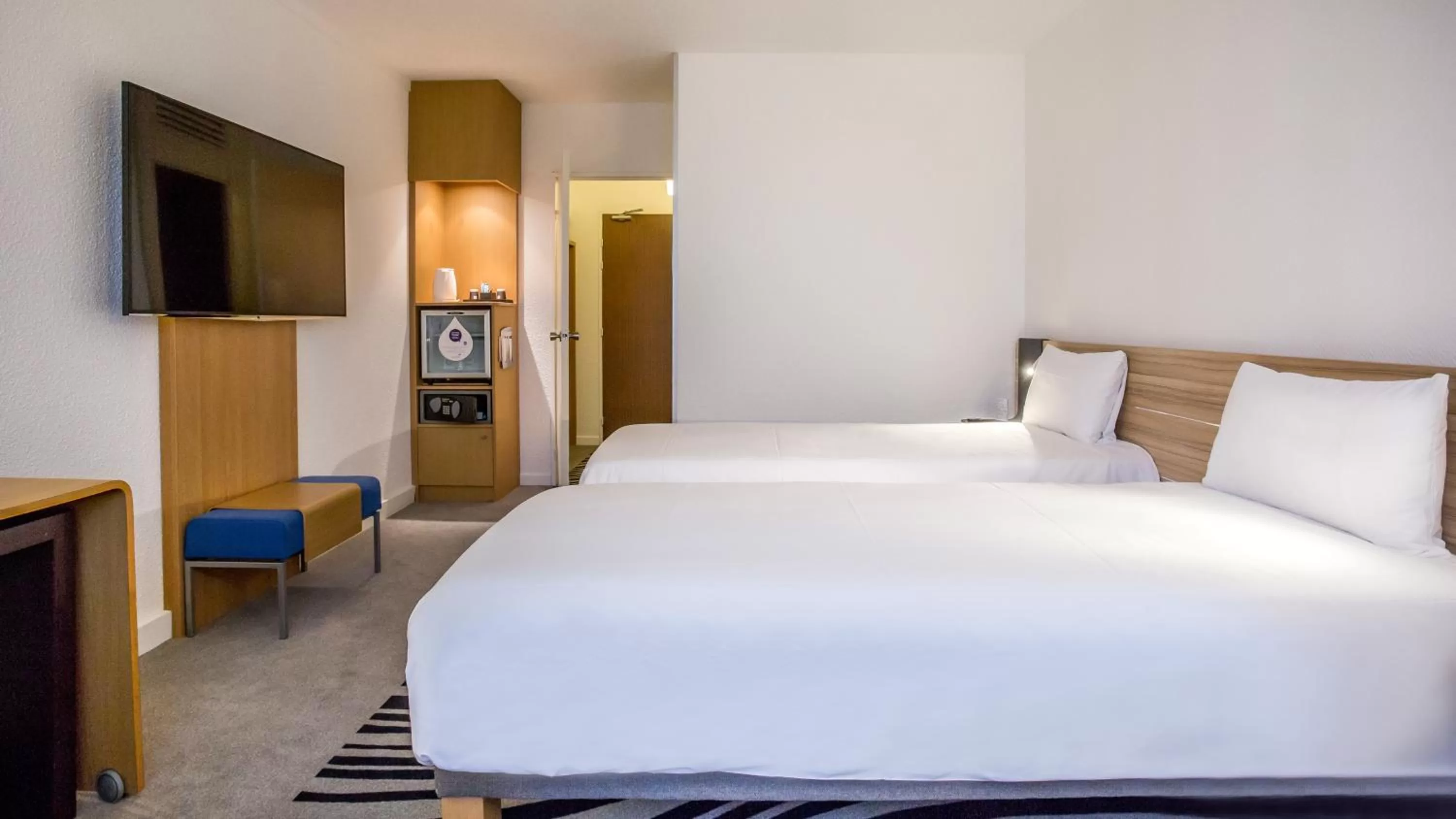 Bed in Novotel Belfort Centre Atria