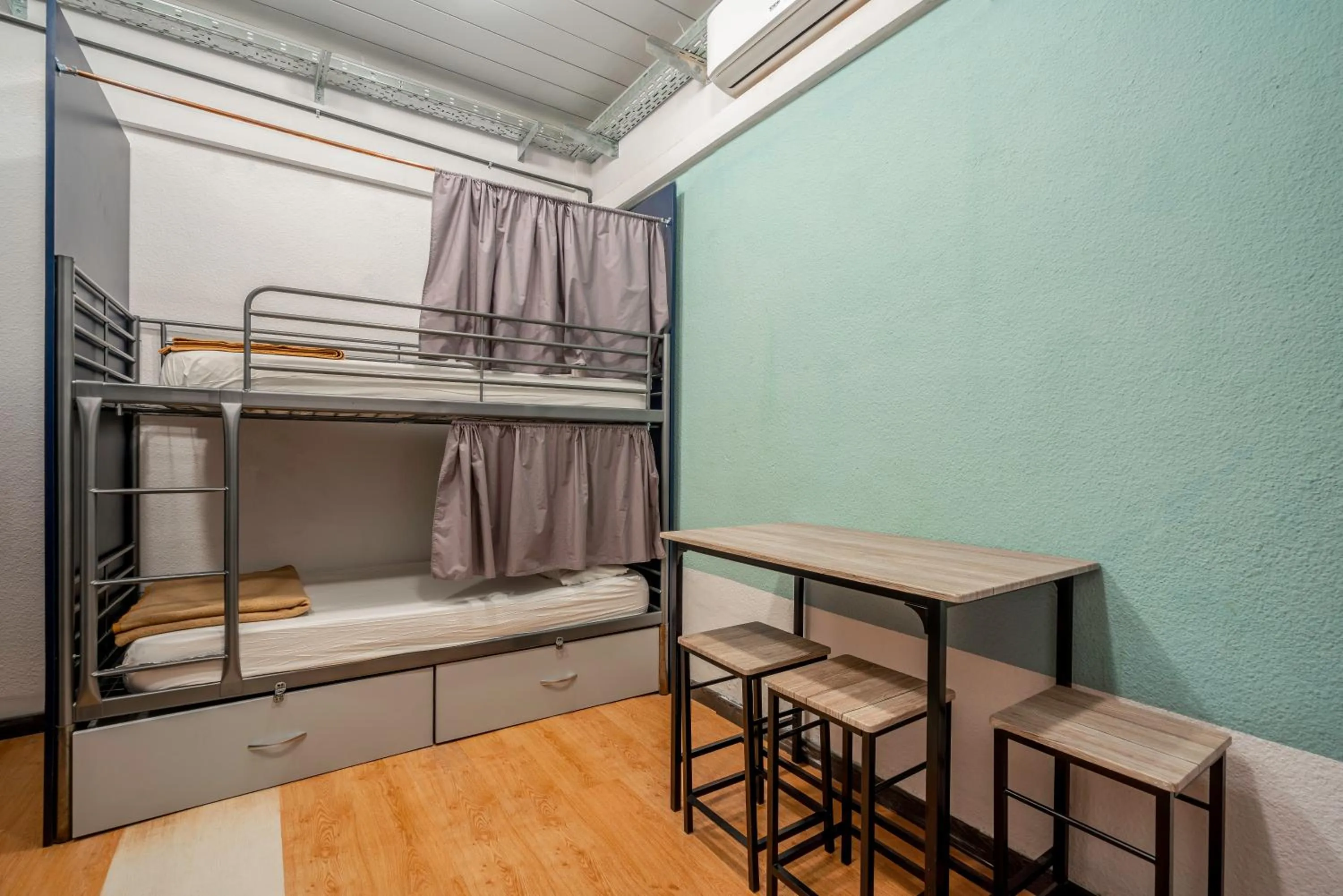 bunk bed, Bed in Casa Barcelo Hostel Barcelona