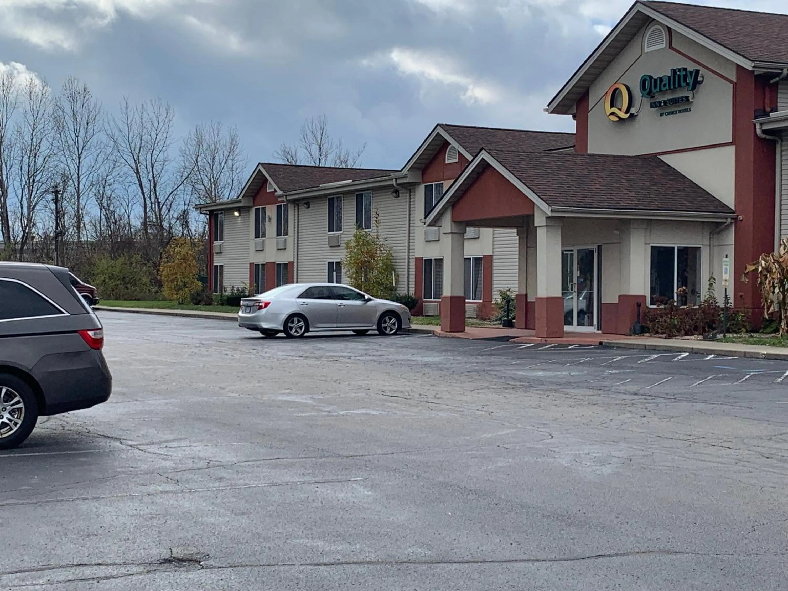 Quality Inn and Suites Middletown-Franklin