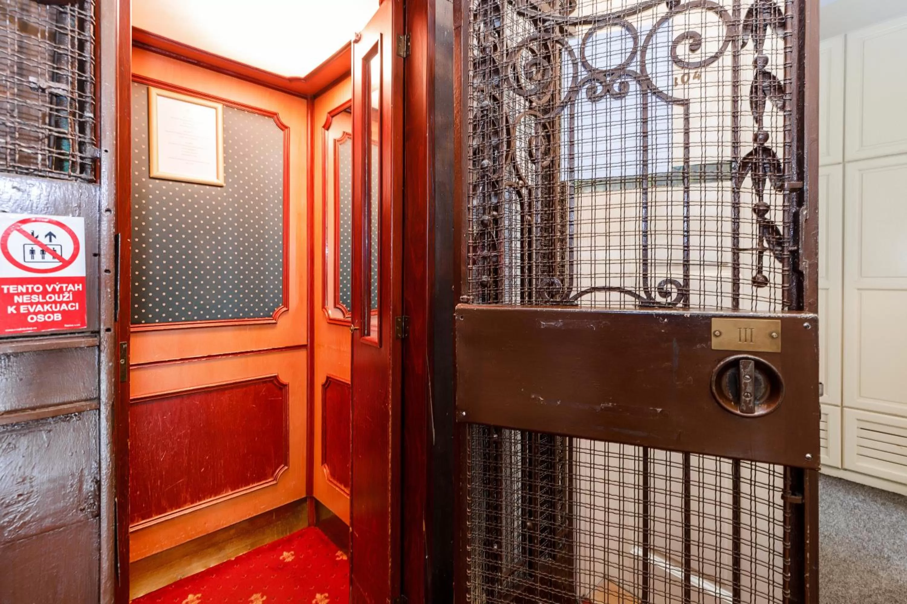 Area and facilities in Hotel Heluan