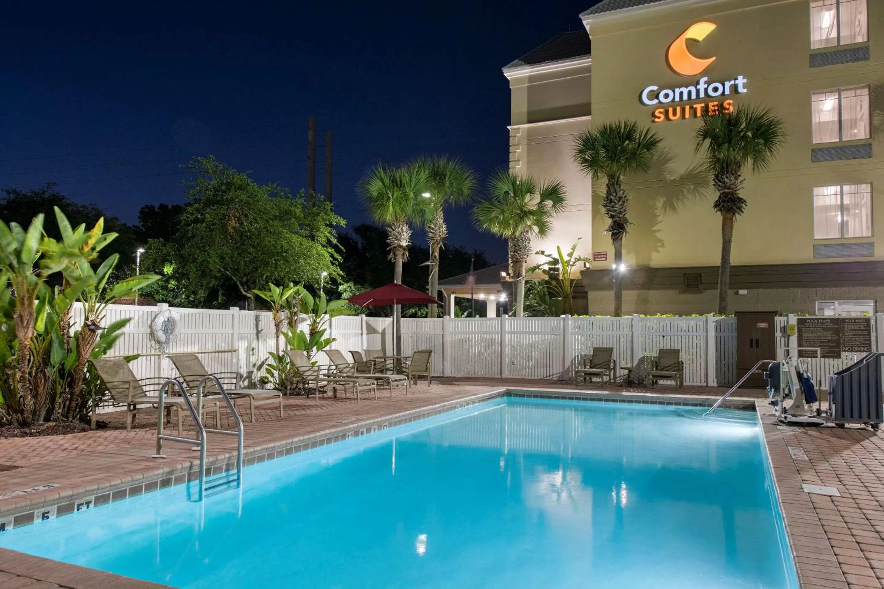 Activities in Comfort Suites Near Universal Orlando Resort