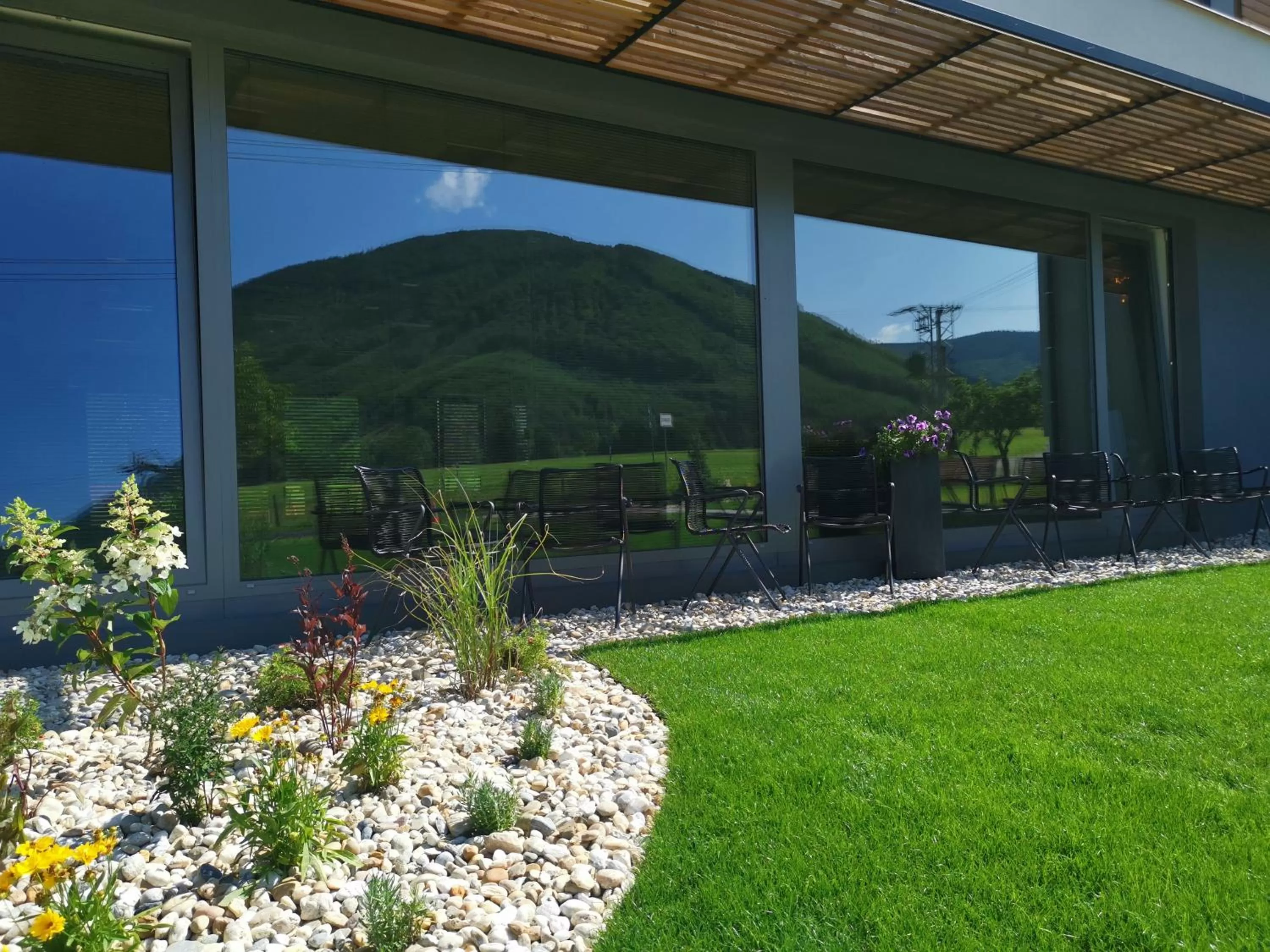 Property building in Hotel Maralák