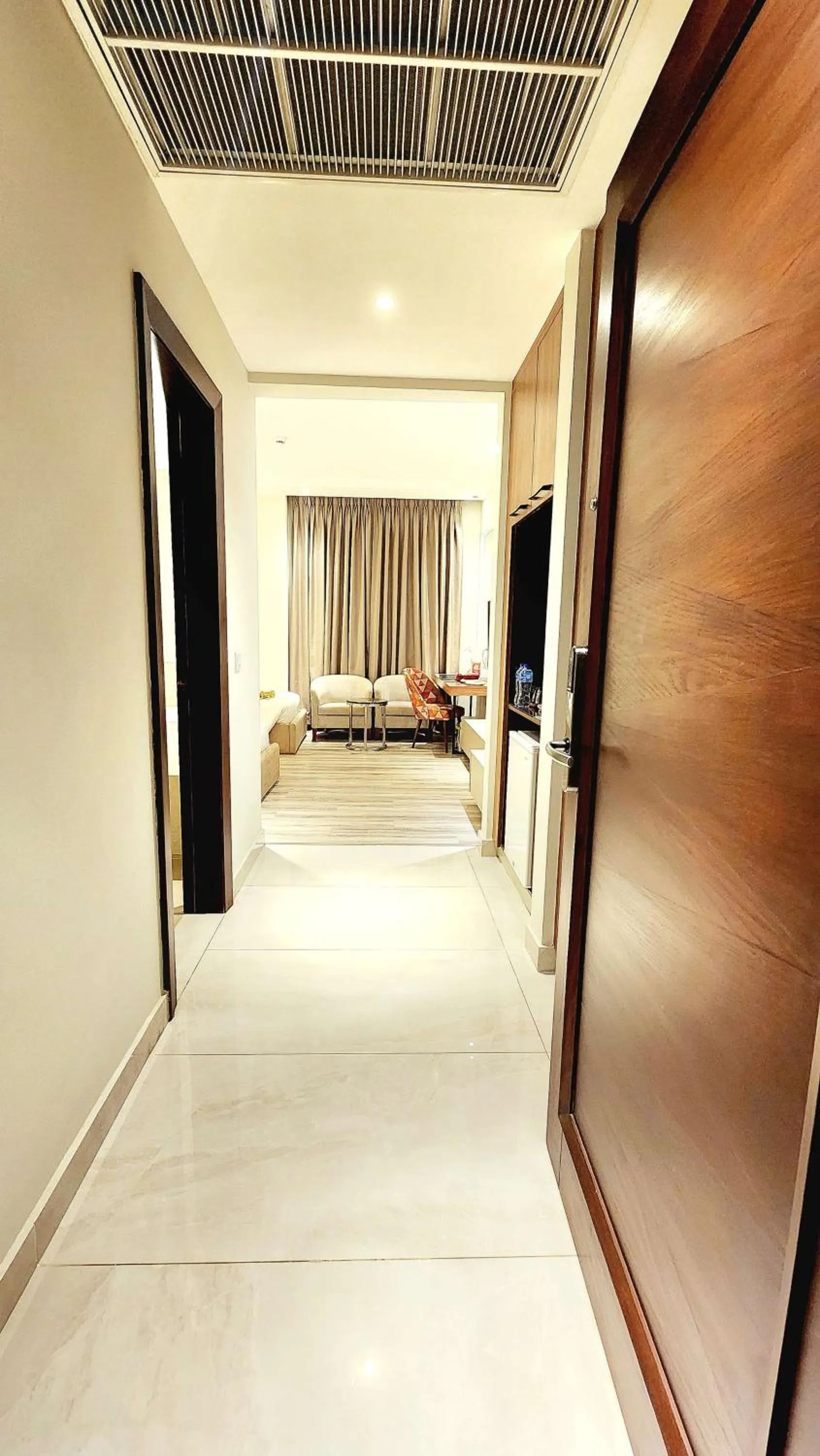 Bedroom in Best Western Premier Hotel Gulberg Lahore