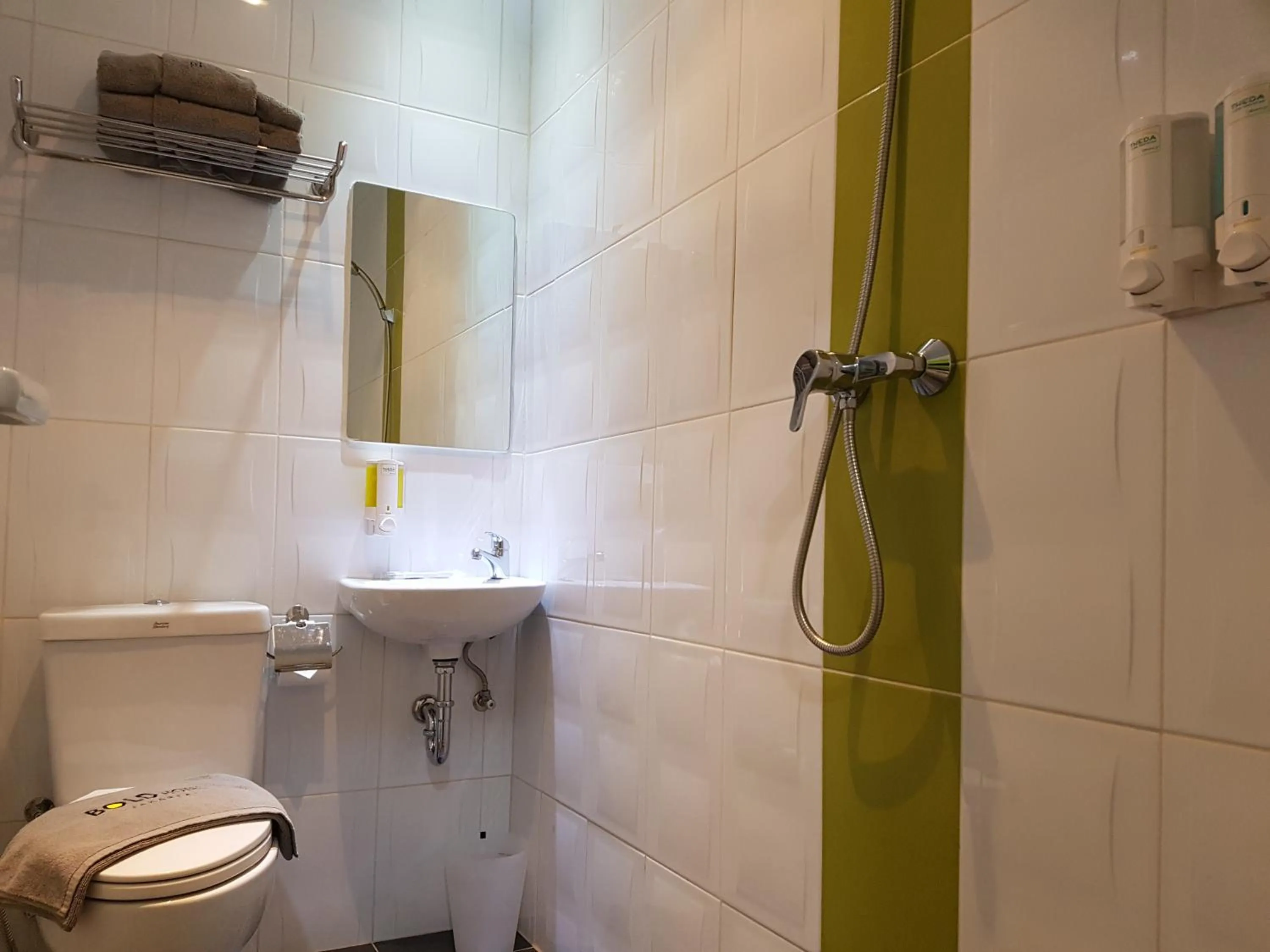 Bathroom in Bold Hotel Jakarta