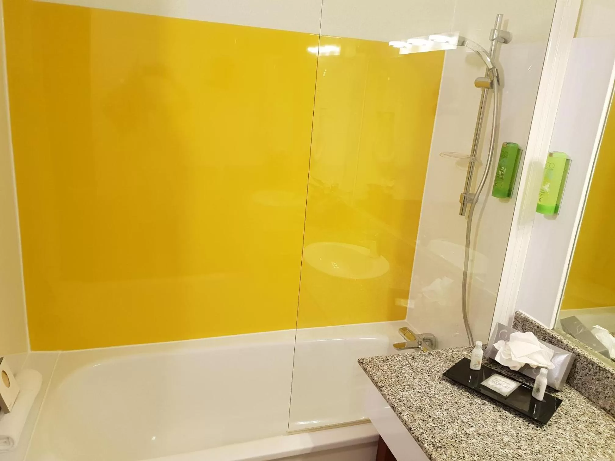 Bathroom in Hotel Arawak Beach Resort