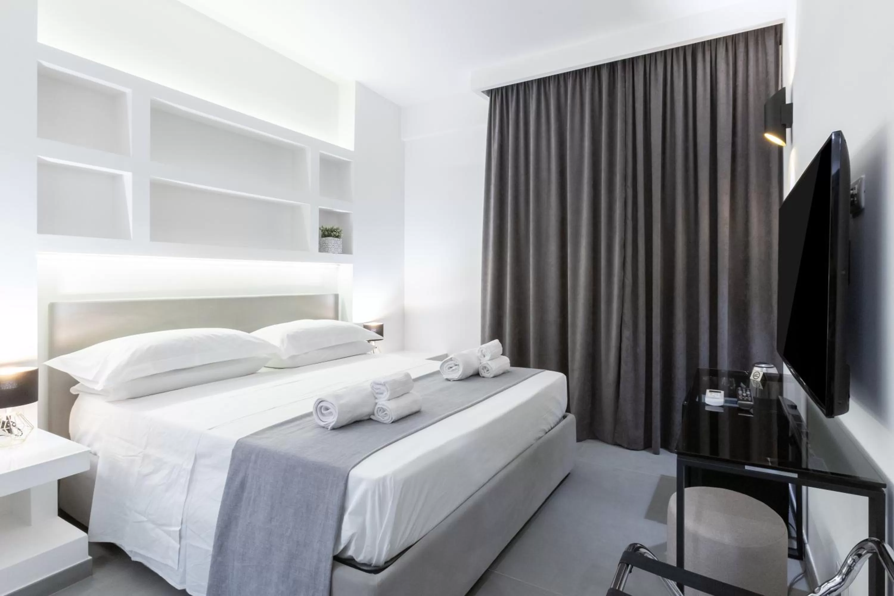 Bed in Suite Palermo Apartment