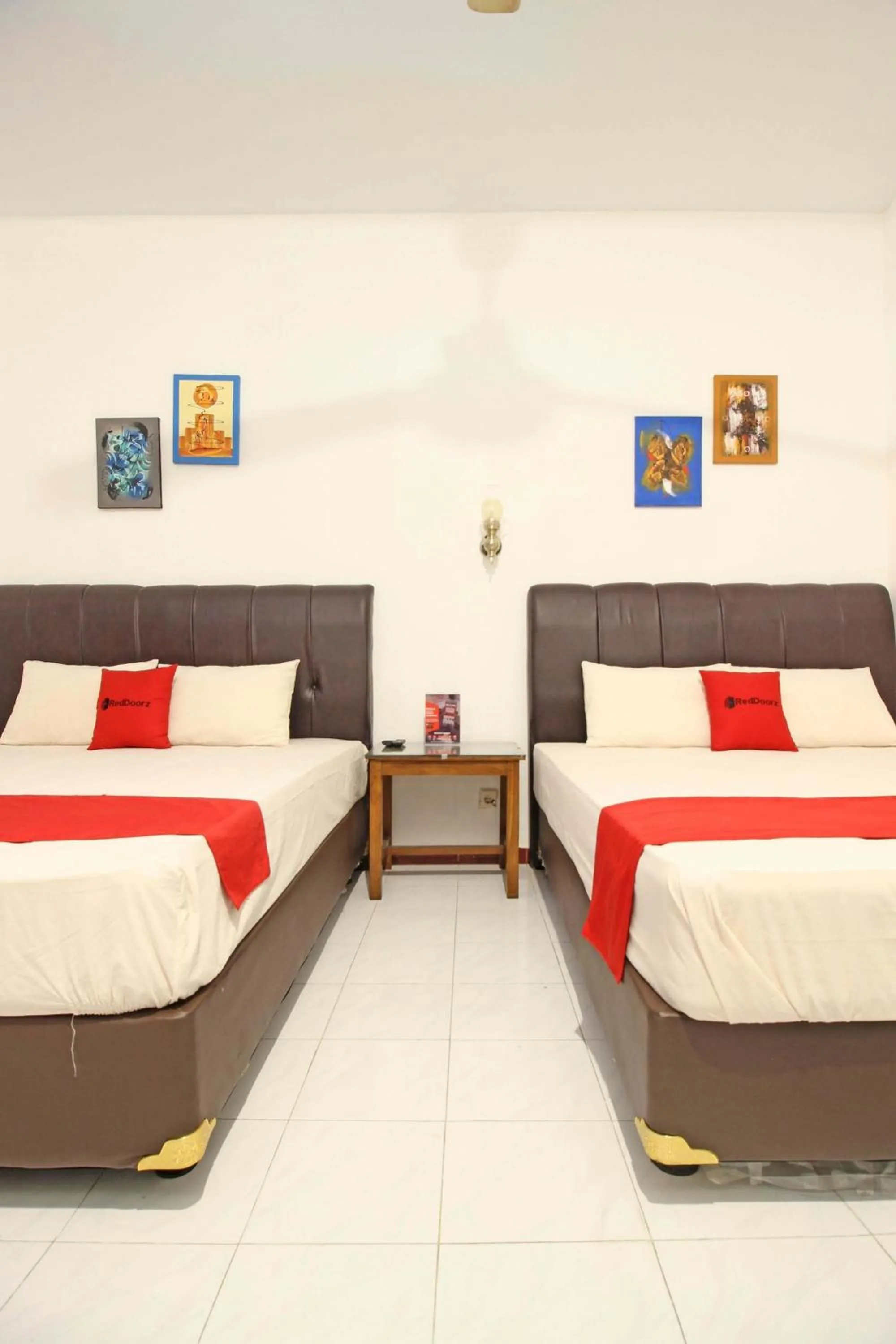 Bed in RedDoorz near Pojok Beteng Prawirotaman