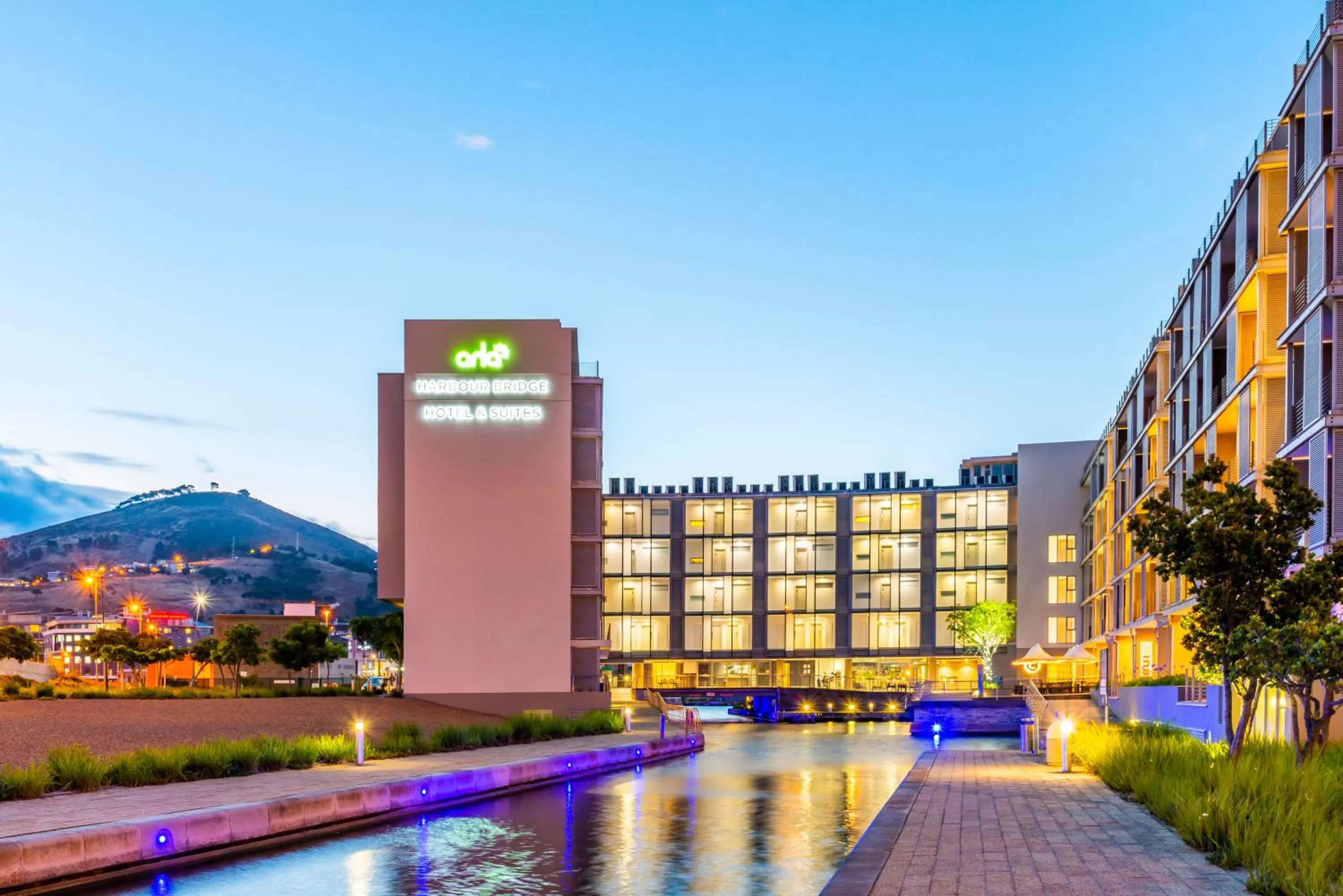 Property building in aha Harbour Bridge Hotel & Suites