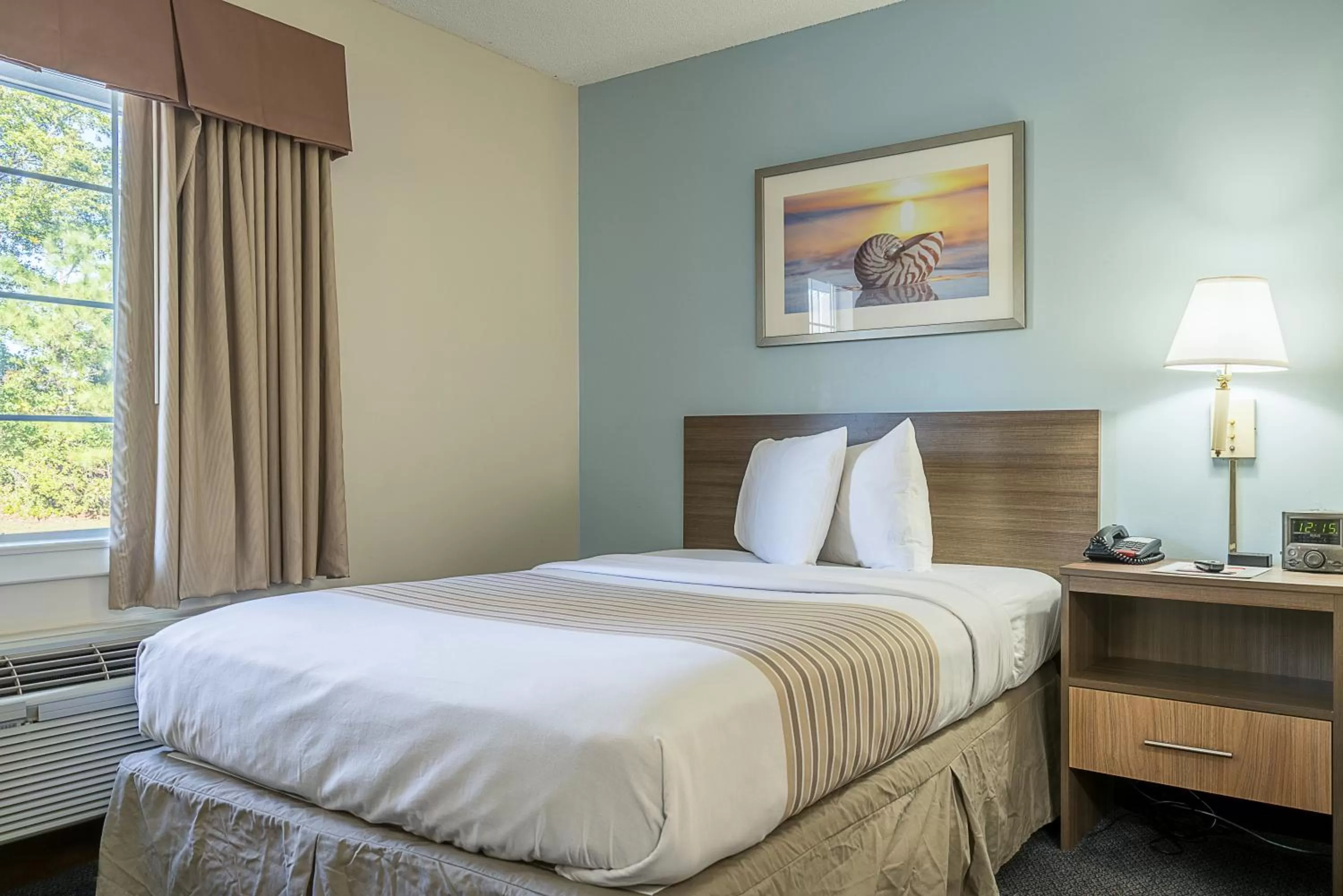 Efficiency Double Room - Accessible/Non-Smoking in Suburban Studios of Wilmington