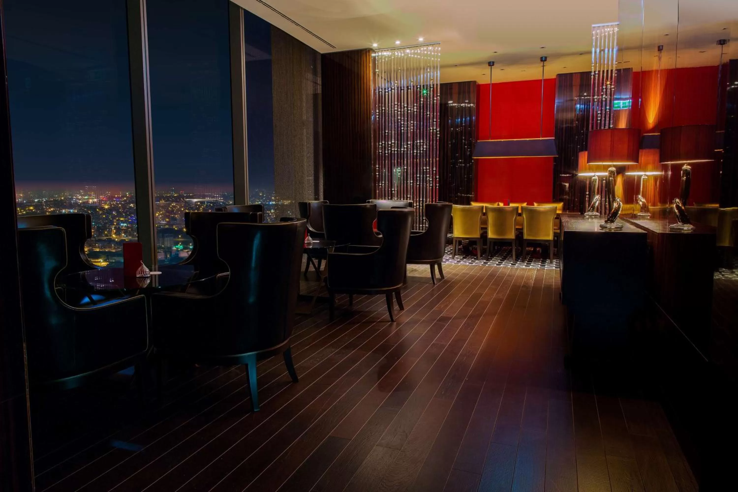Lounge or bar in Hilton Istanbul Bomonti
