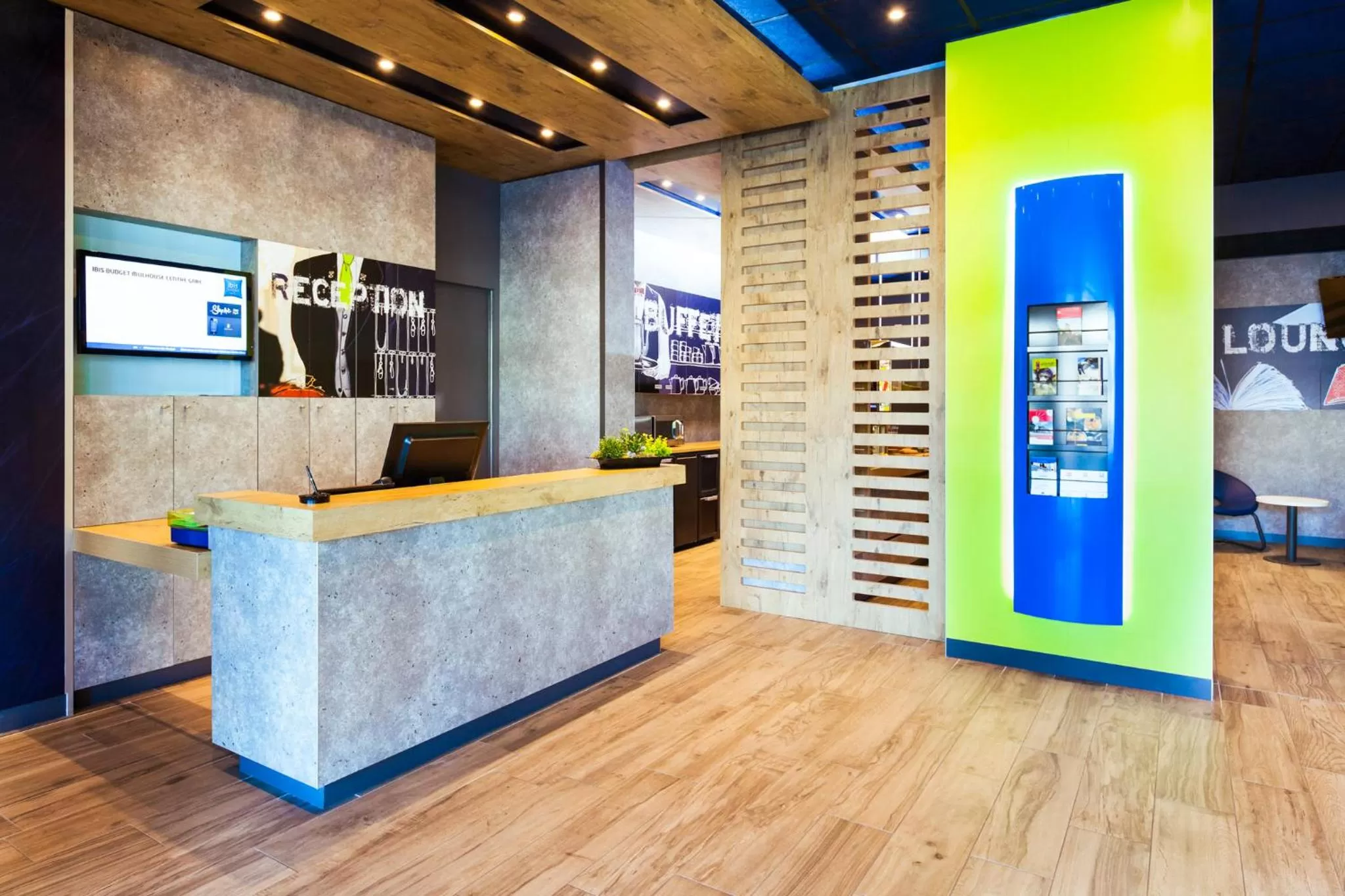 Lobby or reception in Ibis Budget Mulhouse Centre Gare