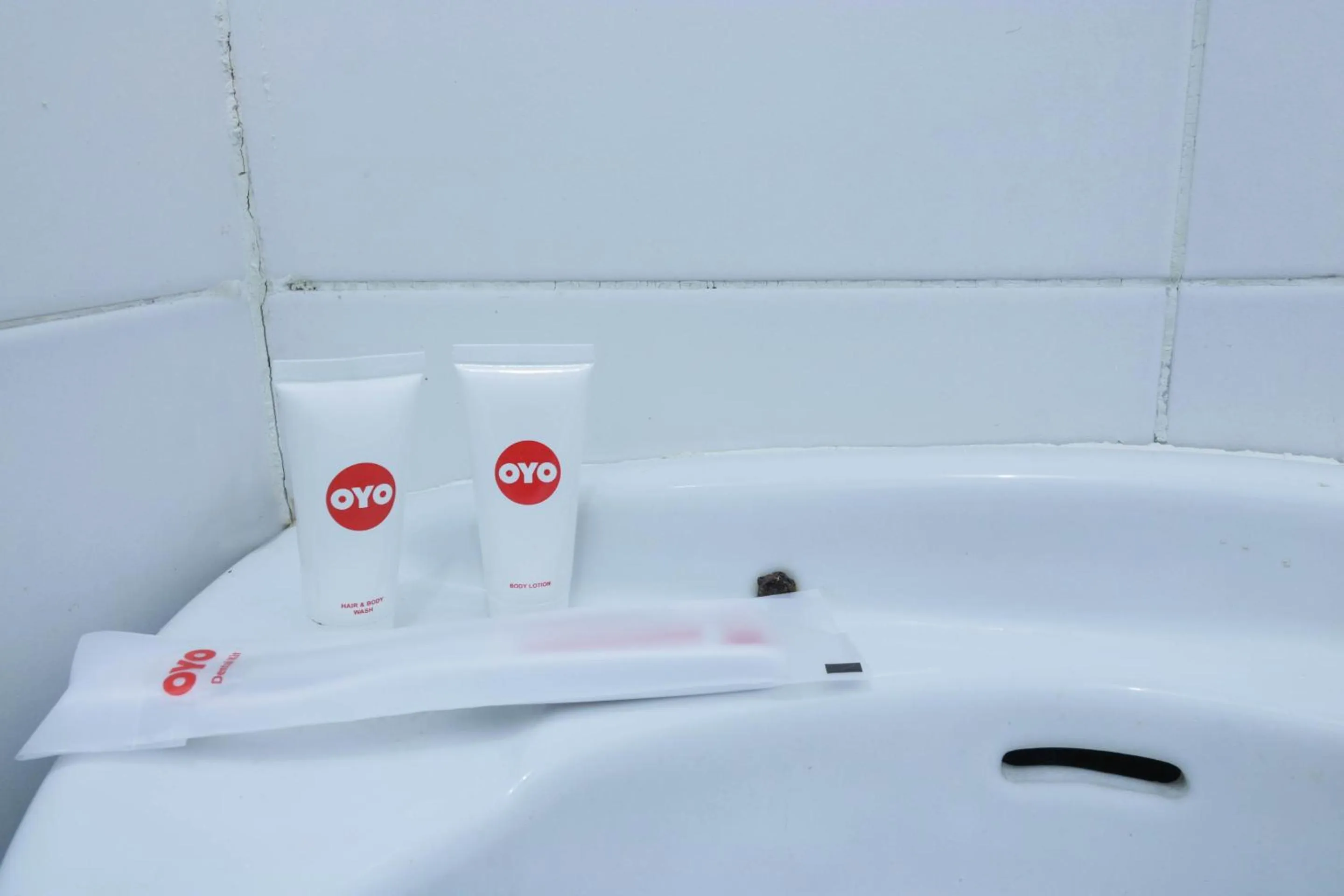 Bathroom in OYO 1755 De'balcon Accomodation