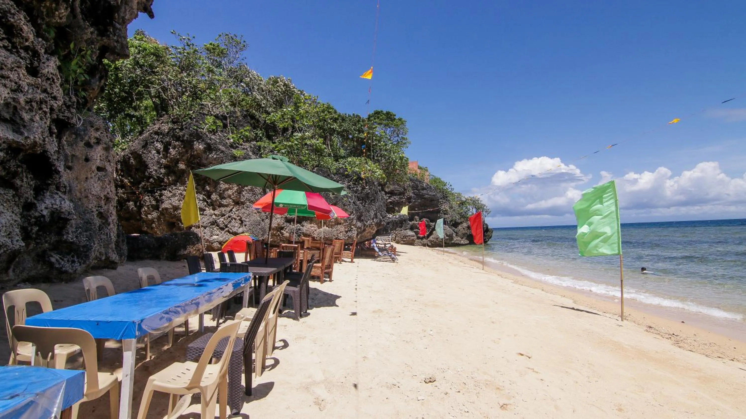 Seating area in Gratum Beach Resort
