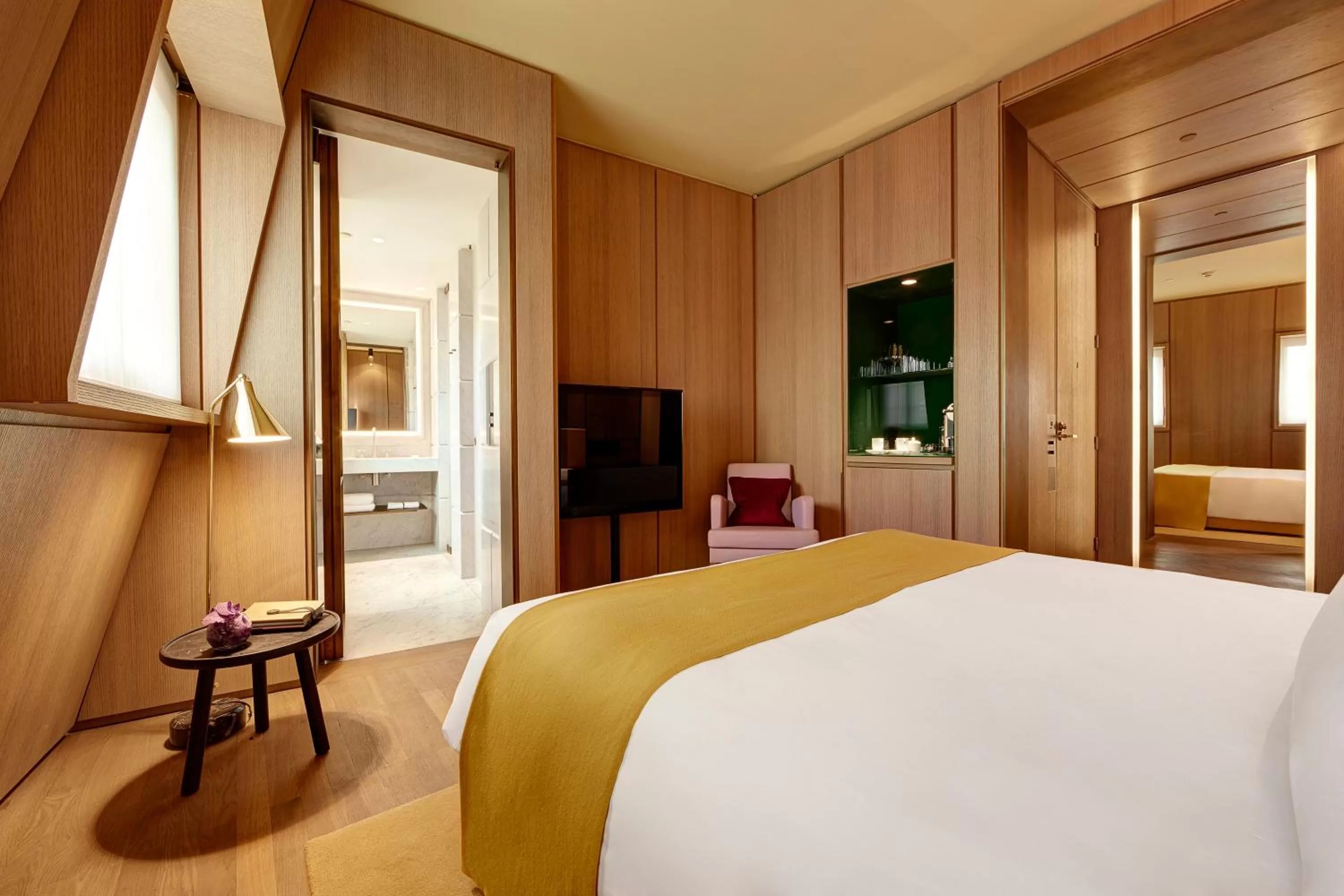 Bedroom, Bed in Hotel Cafe Royal