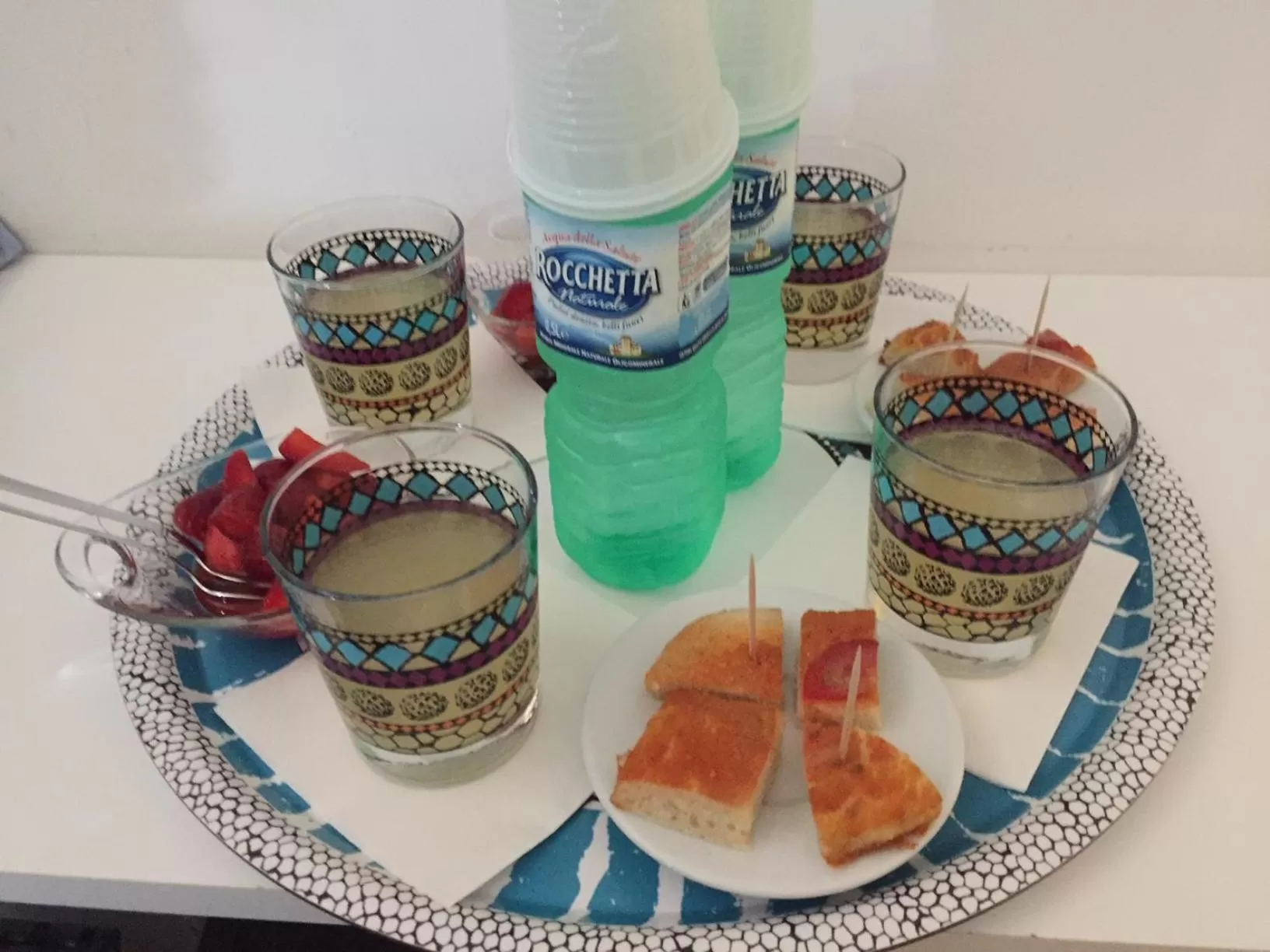 Breakfast in L'Opera Buffa