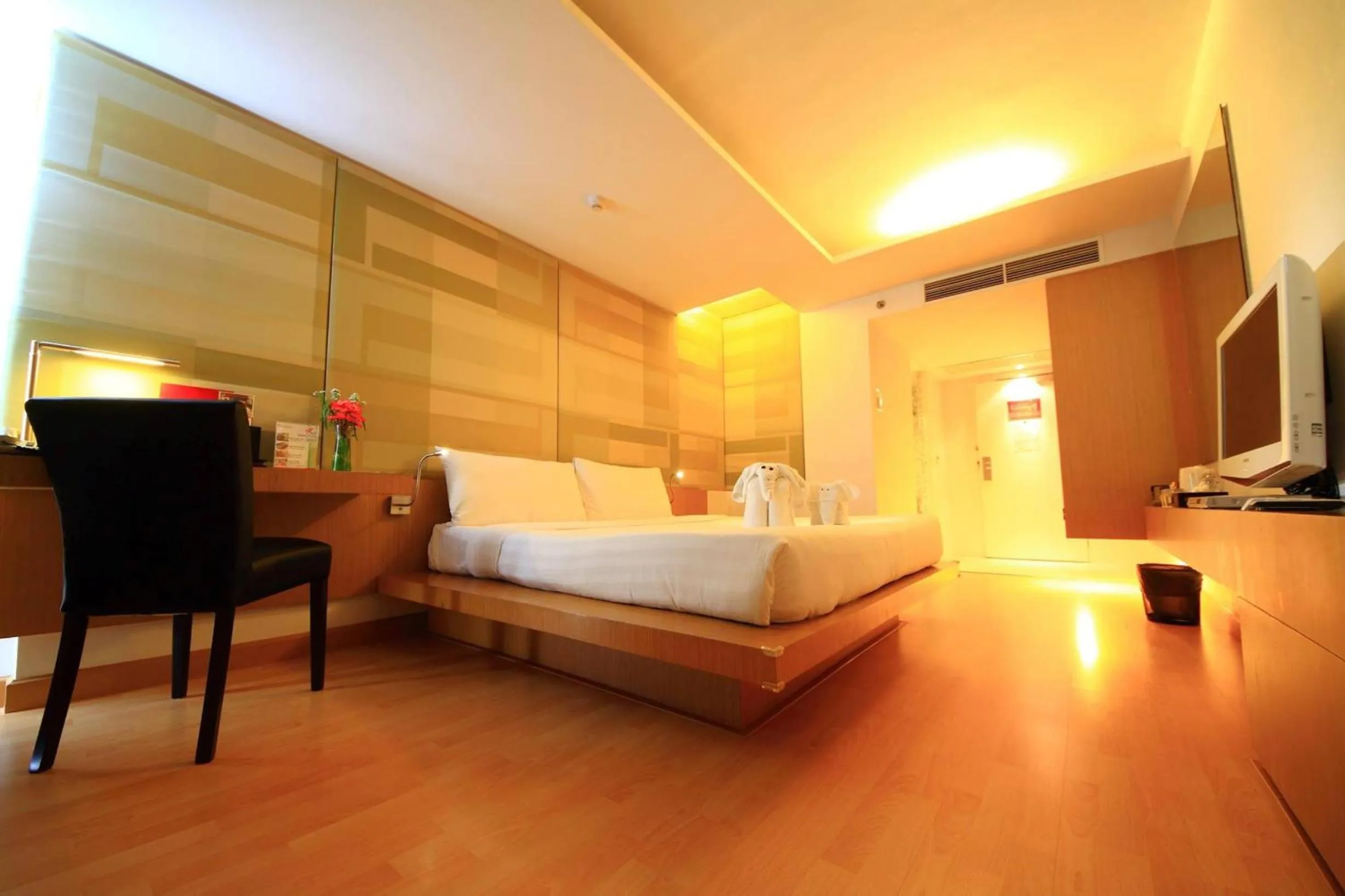 Bed in Le Fenix Sukhumvit 11 Bangkok