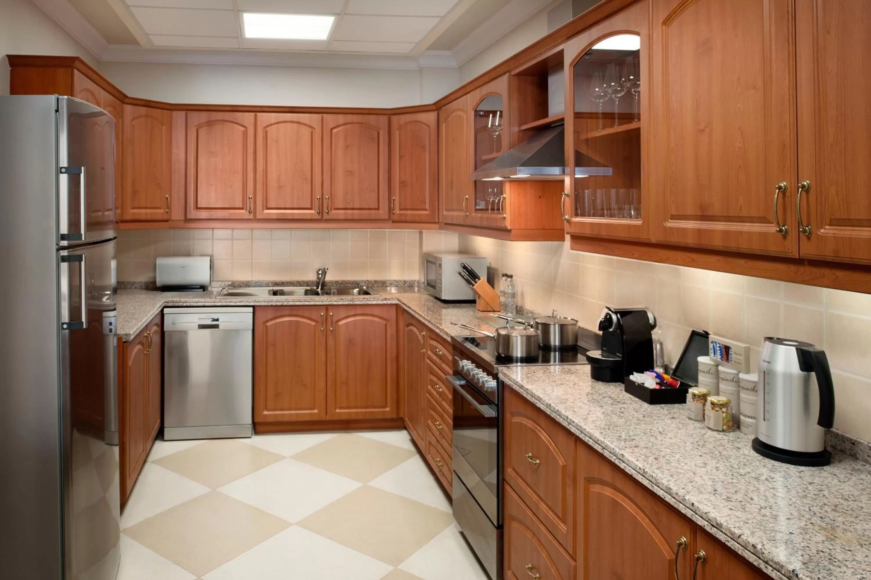Kitchen or kitchenette in Kempinski Hotel Palm Jumeirah