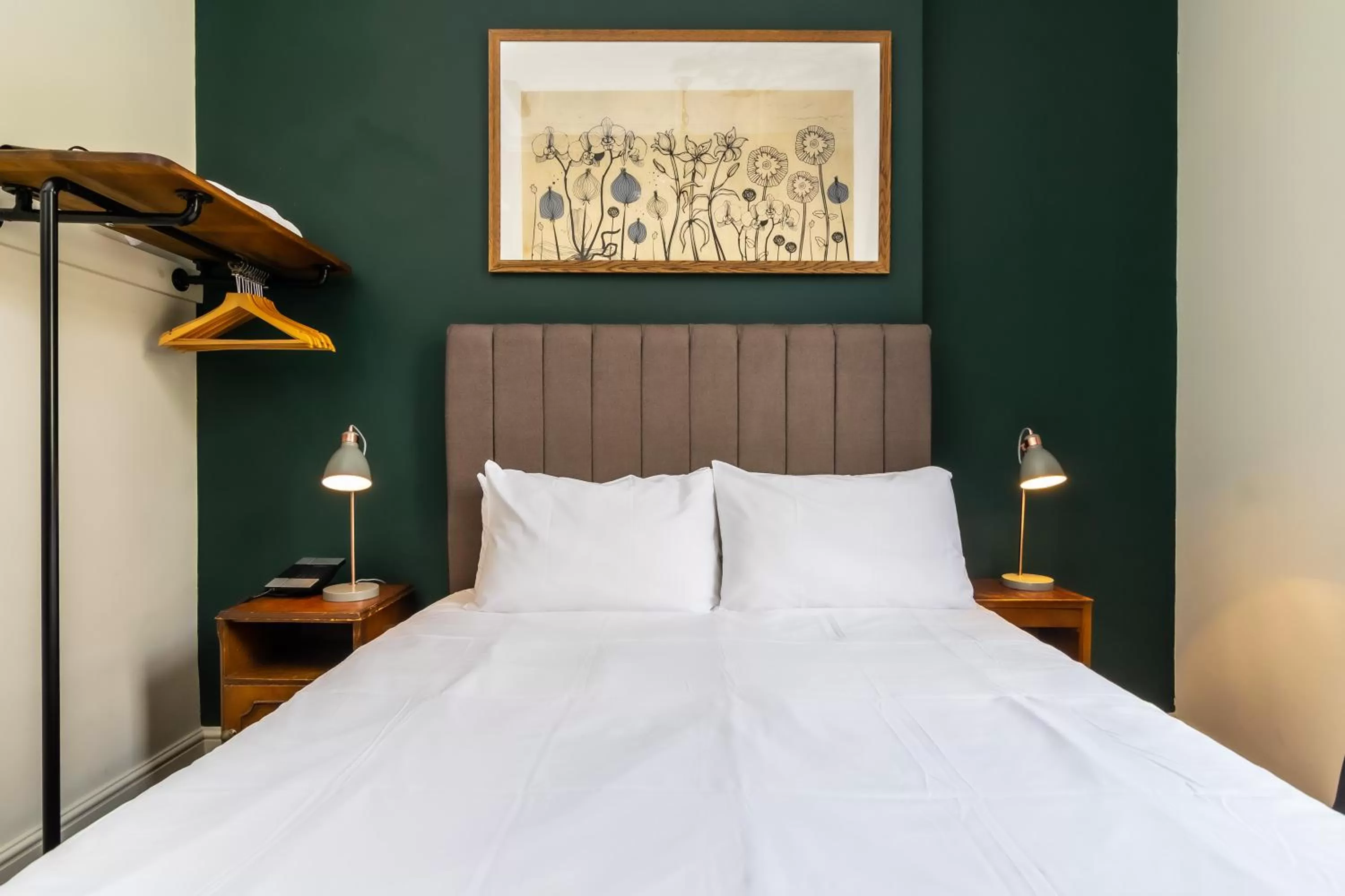 Bed in Kew Gardens Hotel