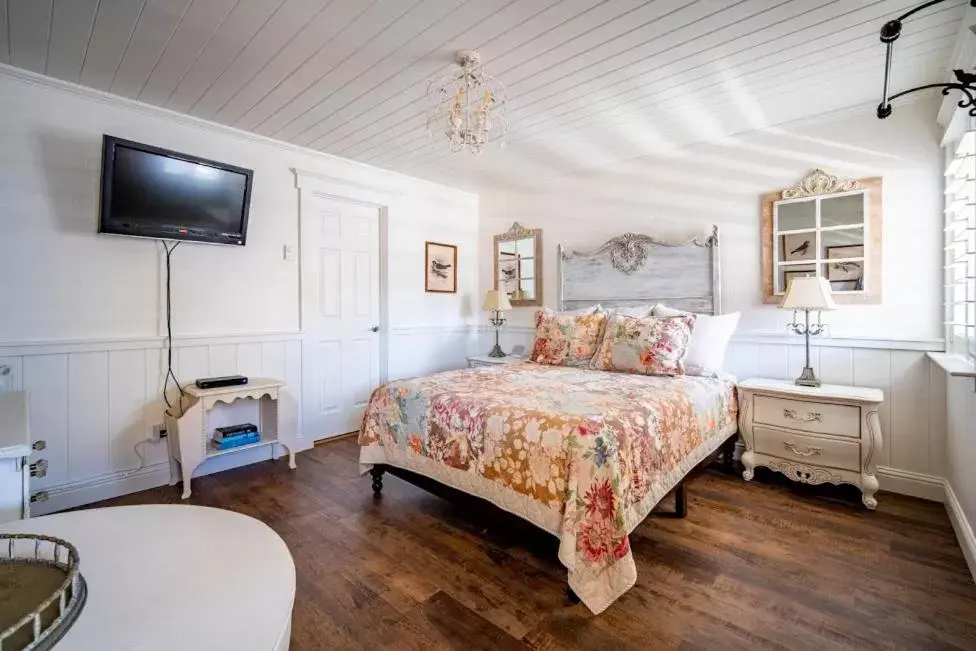 Double Room with Garden View in Bandon Marina Inn Double Room with Garden View in Bandon Marina Inn