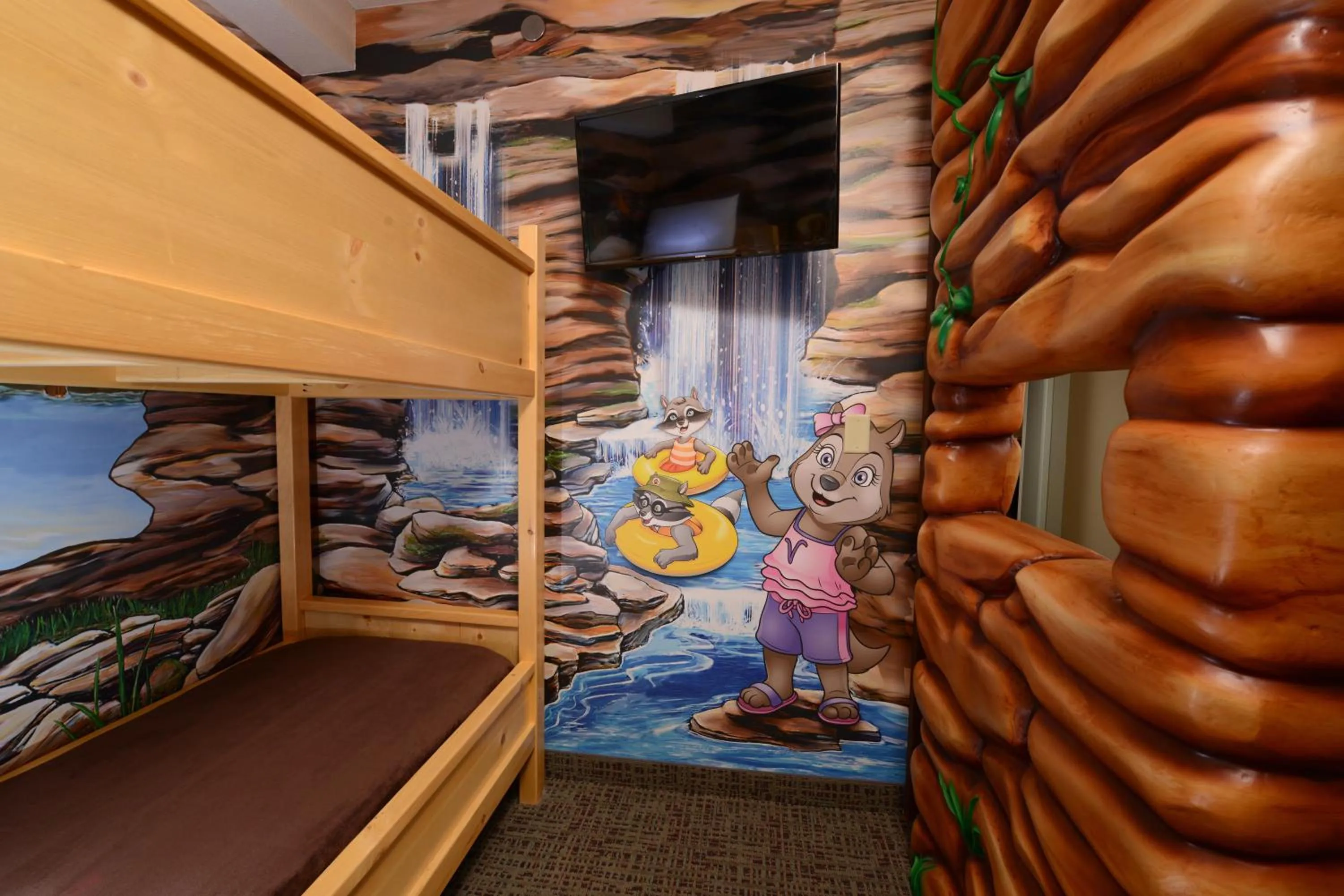 Bed in Great Wolf Lodge Colorado Springs