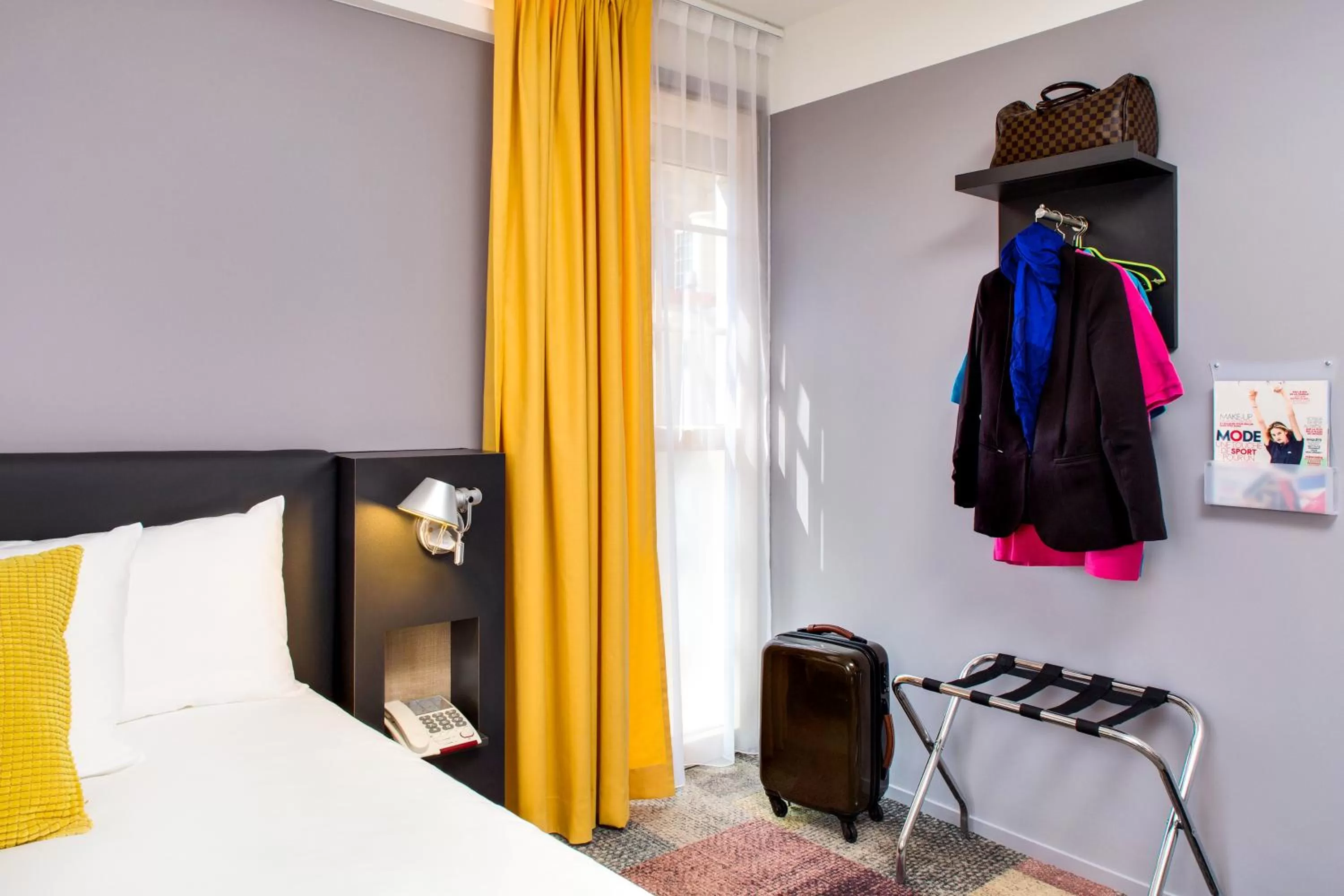 Bedroom, Bed in ibis Styles Roanne Centre Gare