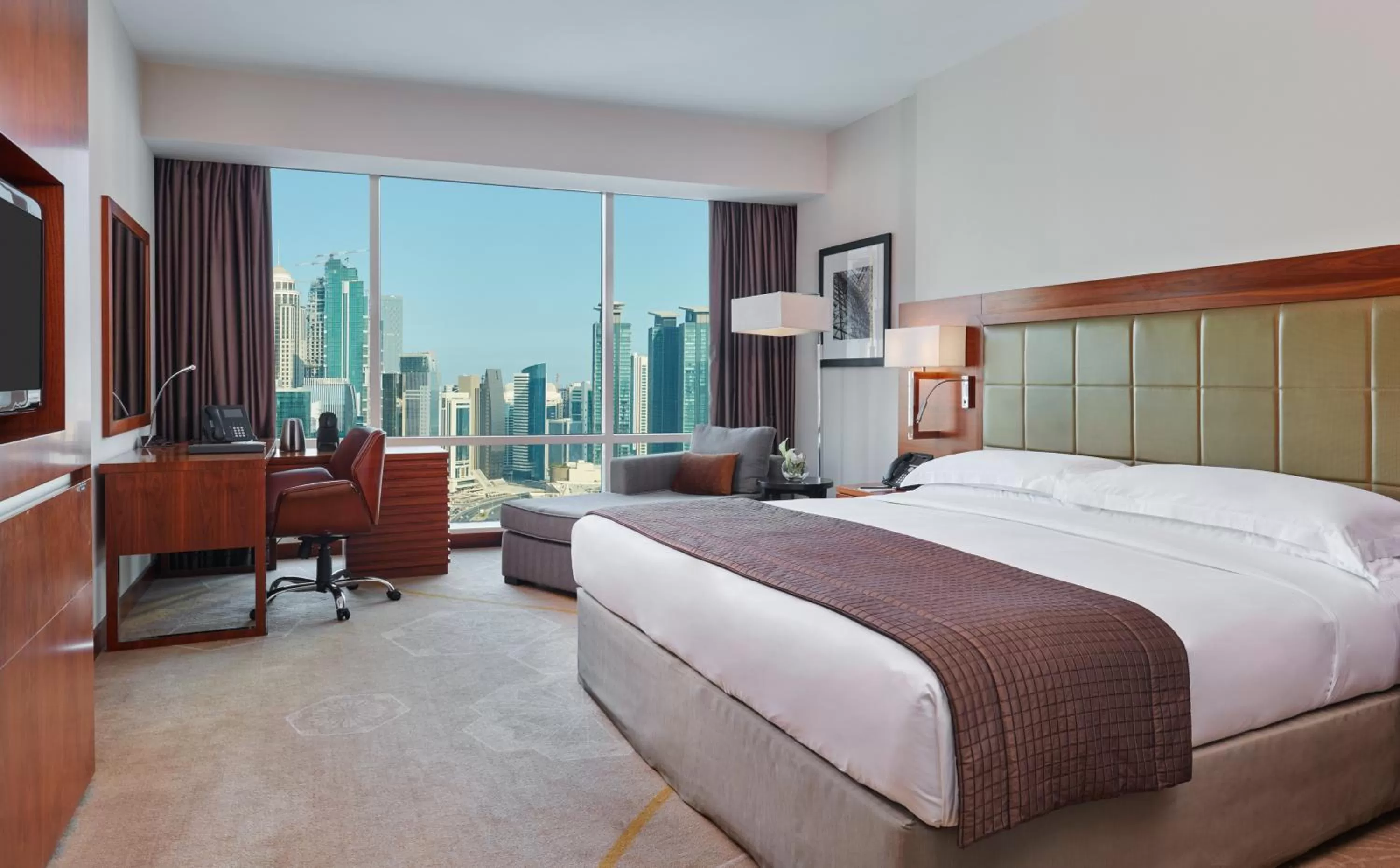 Photo of the whole room, Bed in InterContinental Doha The City by IHG