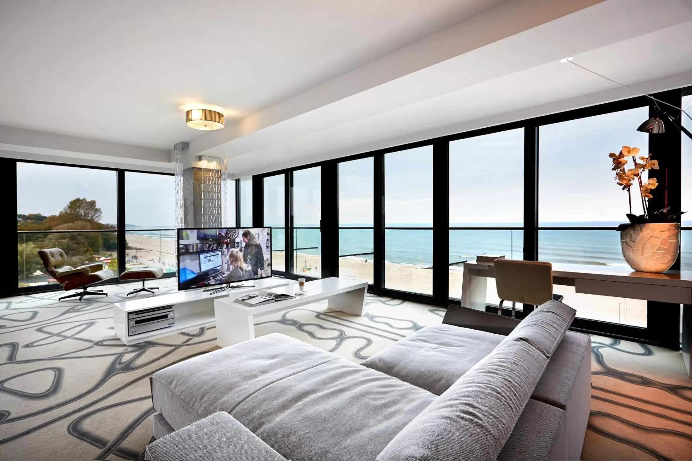 Presidential Apartment with Sea View in Marine Hotel by Zdrojowa Presidential Apartment with Sea View in Marine Hotel by Zdrojowa