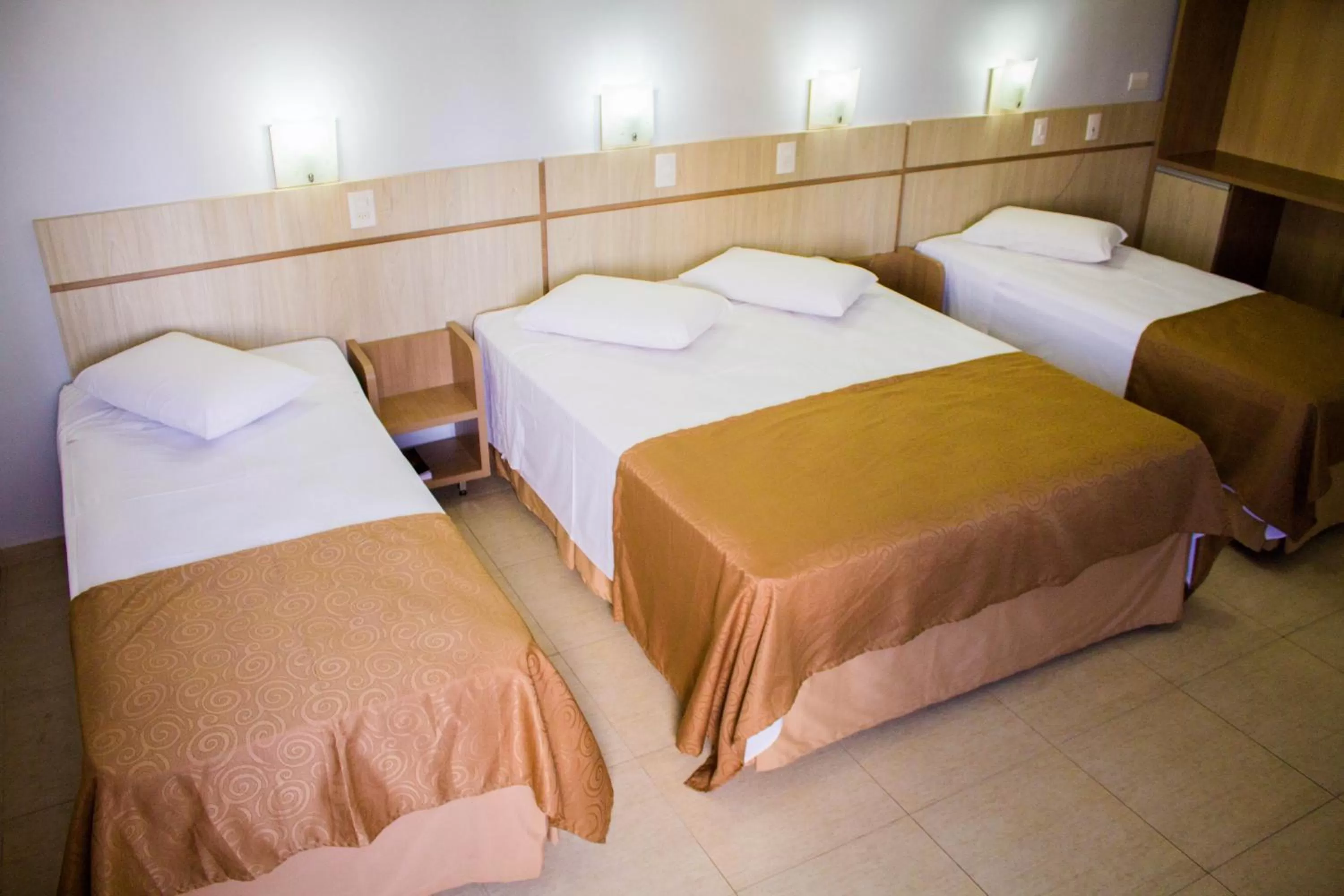 Bed in Hotel Baviera Iguassu