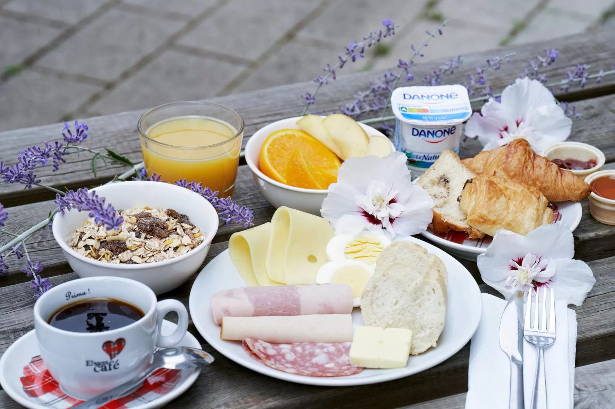 Breakfast in Holiday Inn Express Strasbourg Centre by IHG