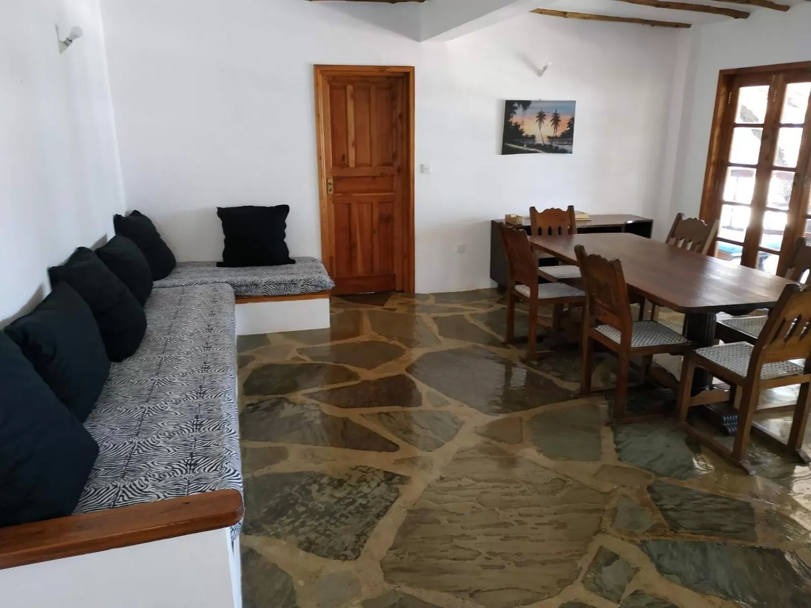 Two-Bedroom Apartment with Sea View in Silver Rock Hotel & Beachfront Apartments
