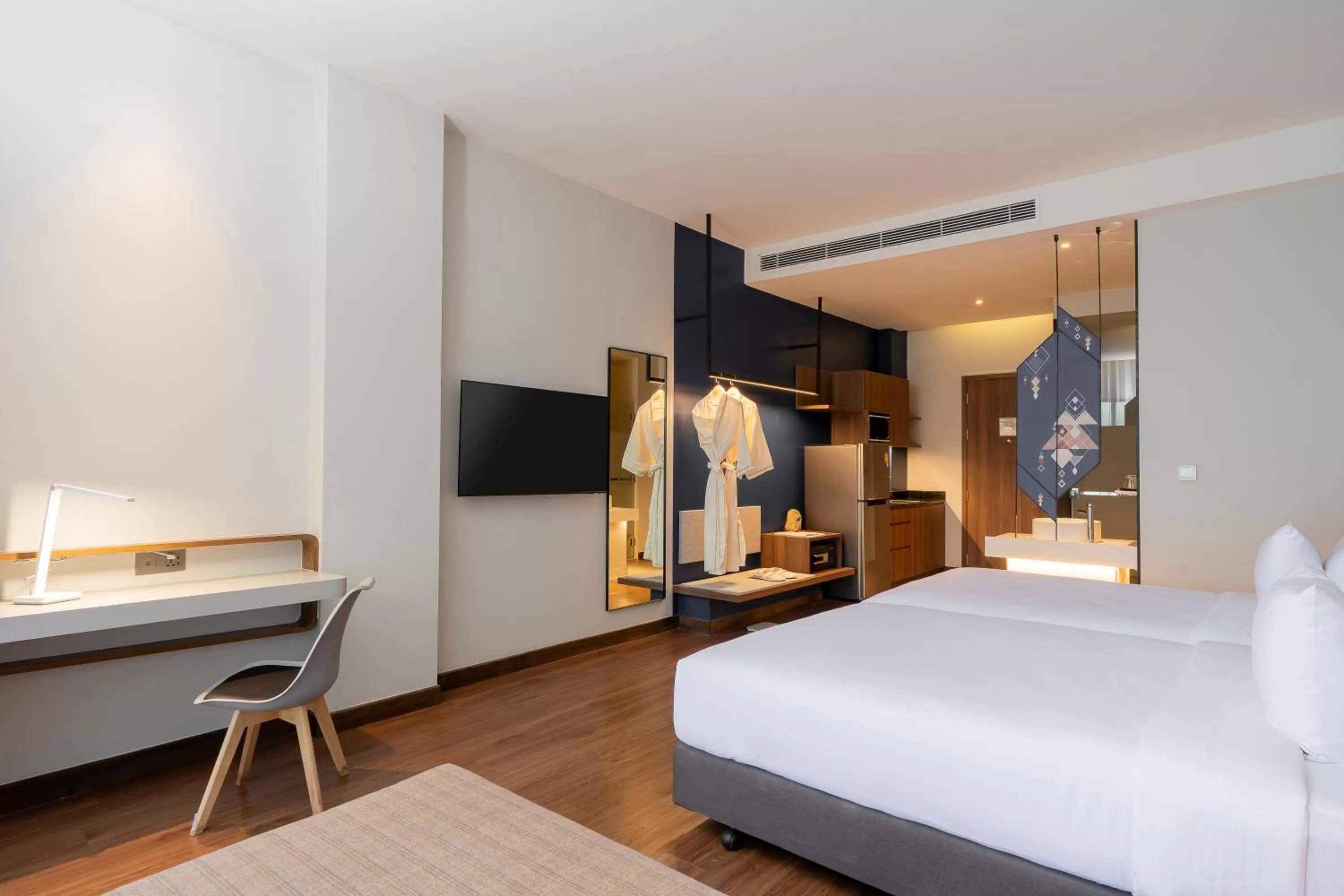 Bed in Centara Life Hotel Bangkok Phra Nakhon