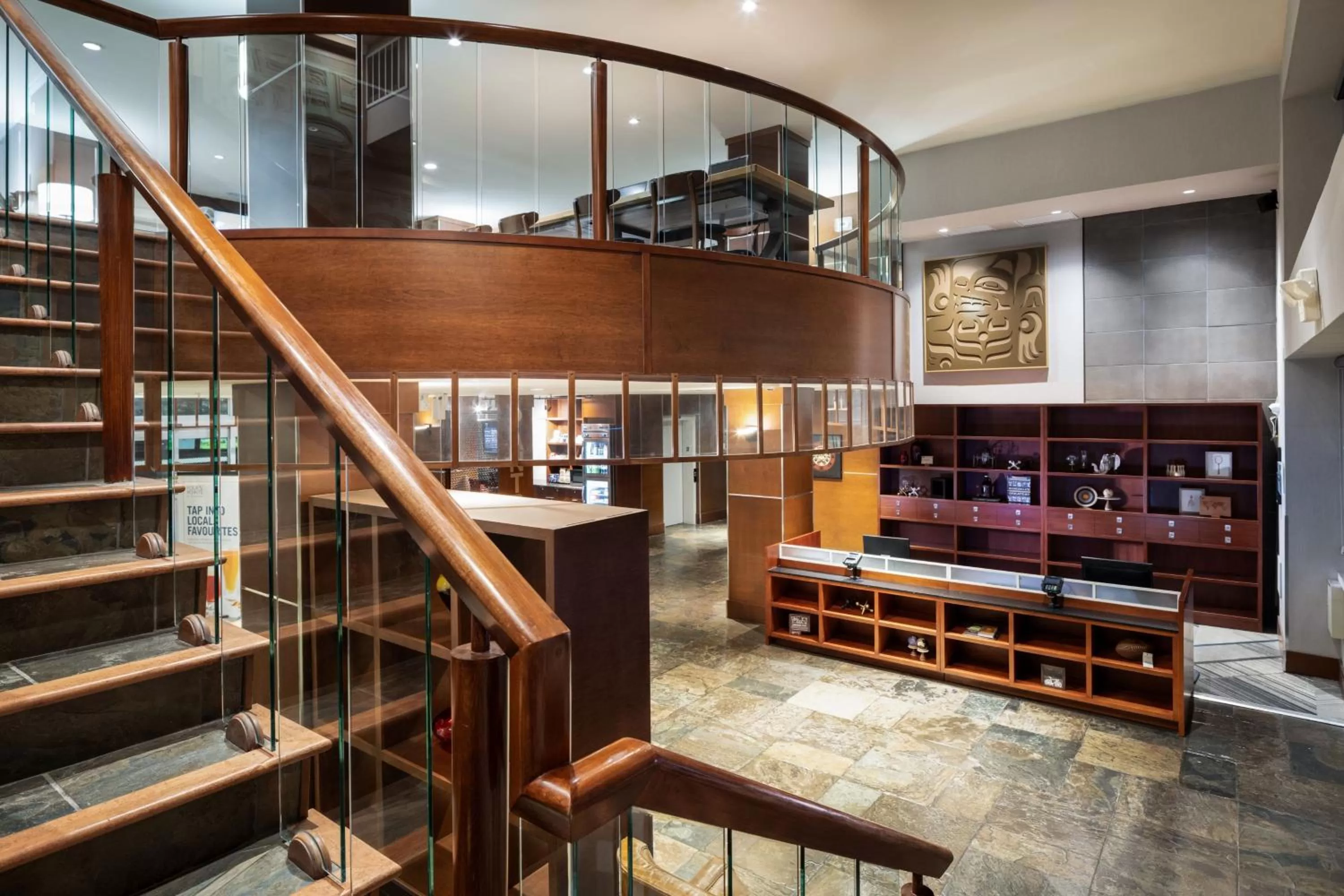 Lobby or reception in Four Points by Sheraton Victoria Gateway