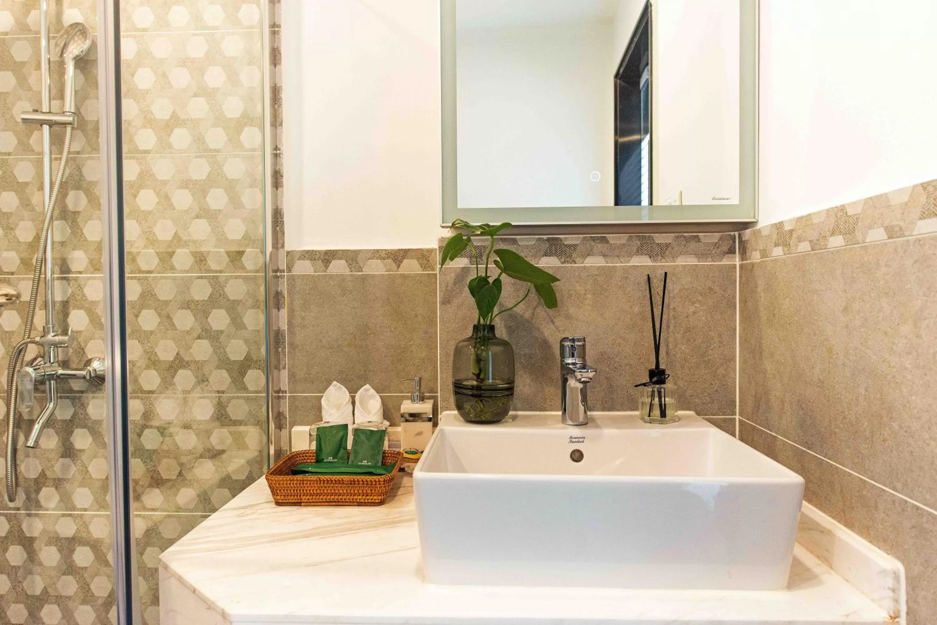 Bathroom in Li River Resort Villa Hotel