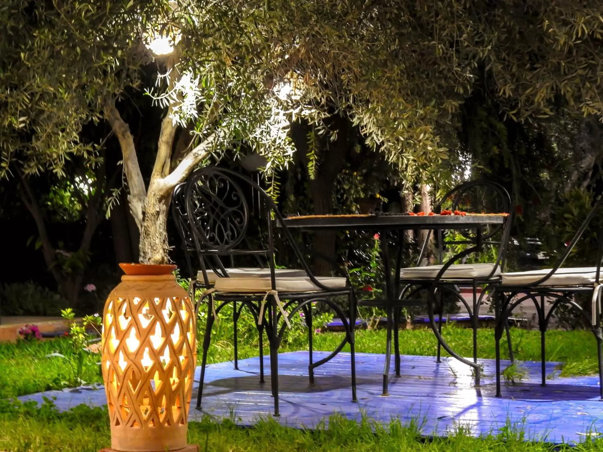 Patio, Swimming Pool in Le Bleu House