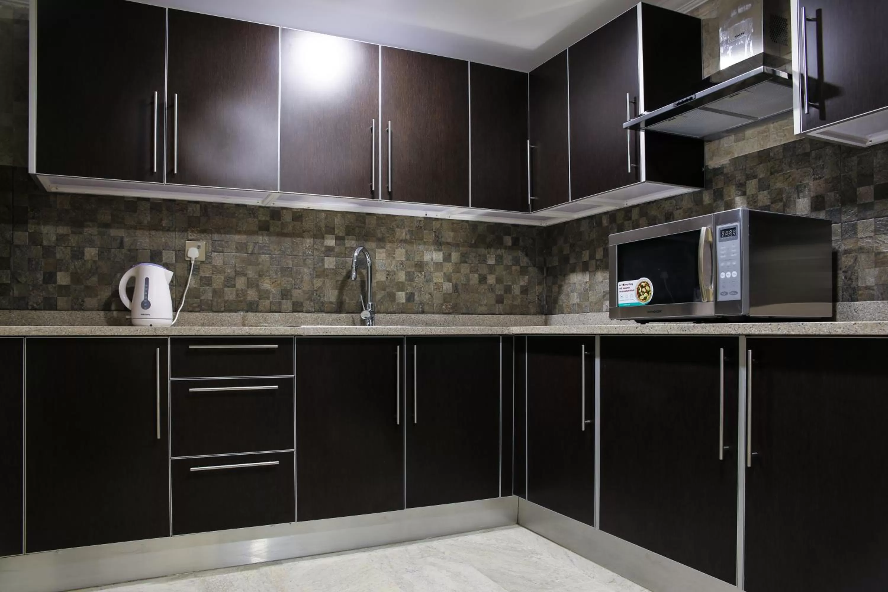 Kitchen or kitchenette in Adams Hotel