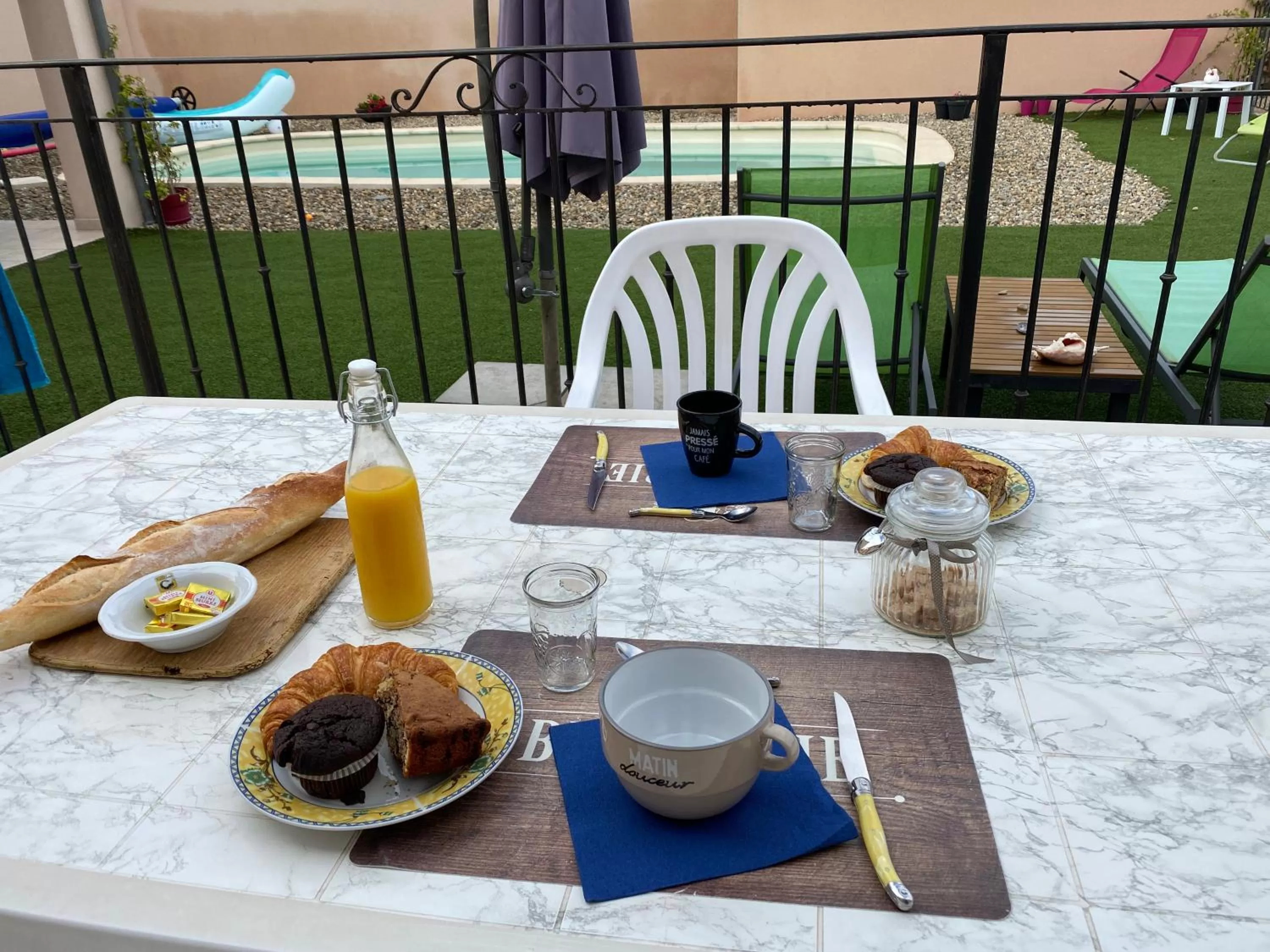 Breakfast in Chambre d'hôte au pied du Ventoux