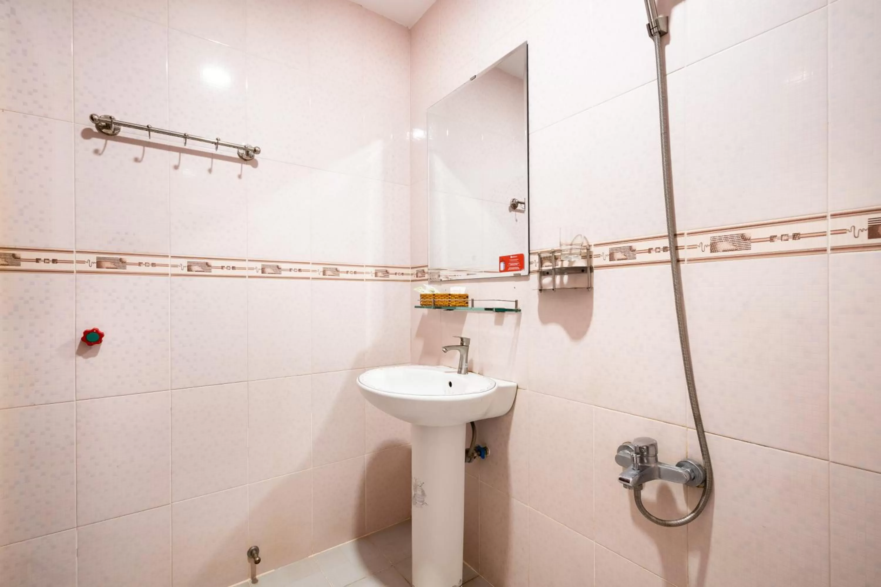 Toilet, Bathroom in Central Hotel by Joi Hospitality