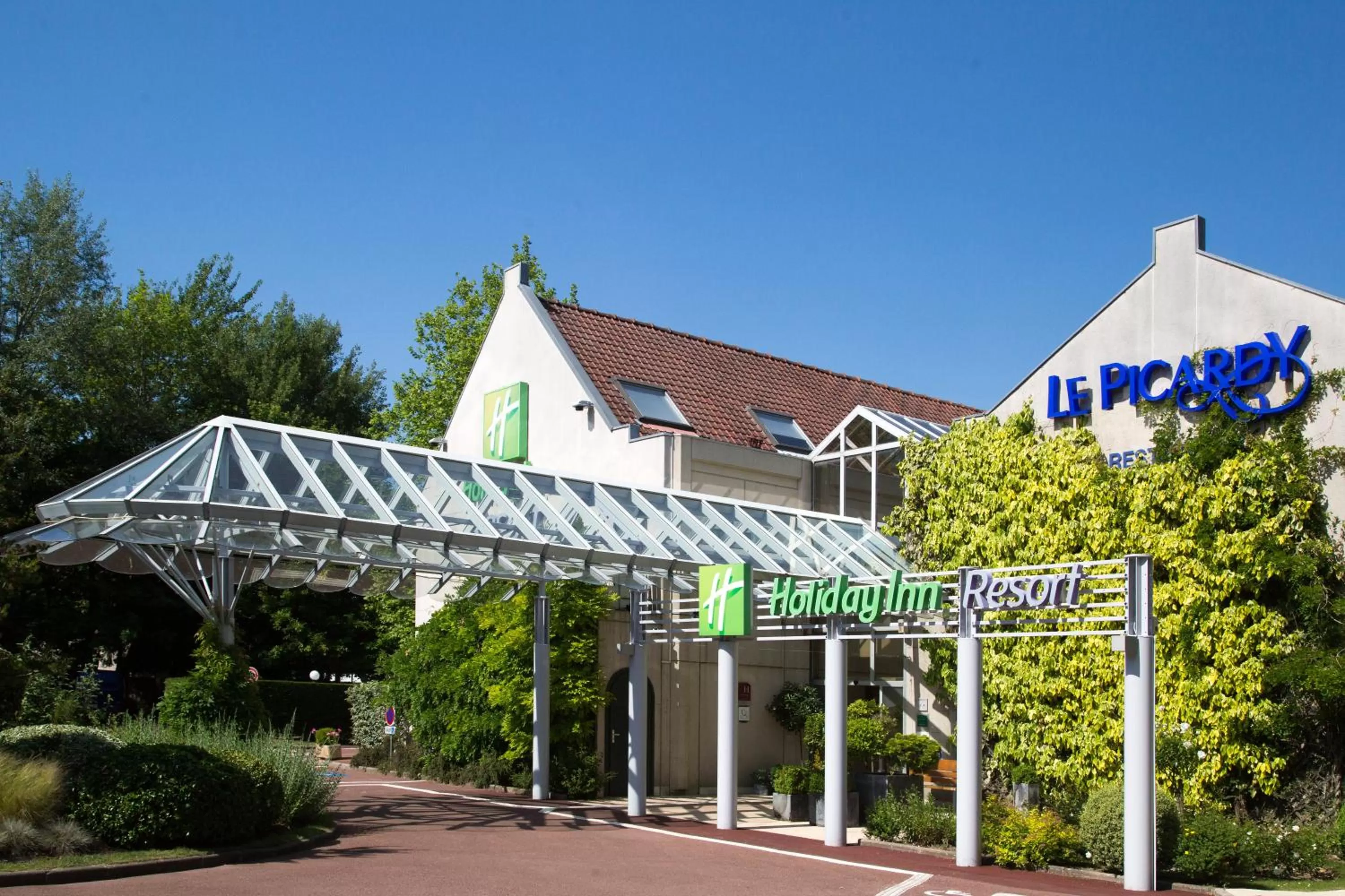 Property building in Holiday Inn Resort le Touquet by IHG