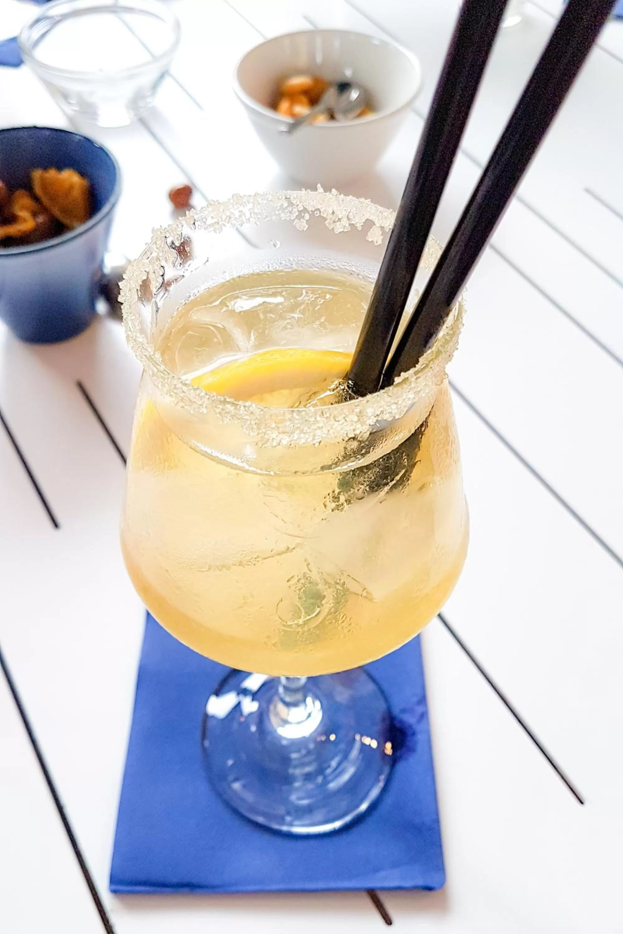 Lounge or bar in Fly Decó Hotel