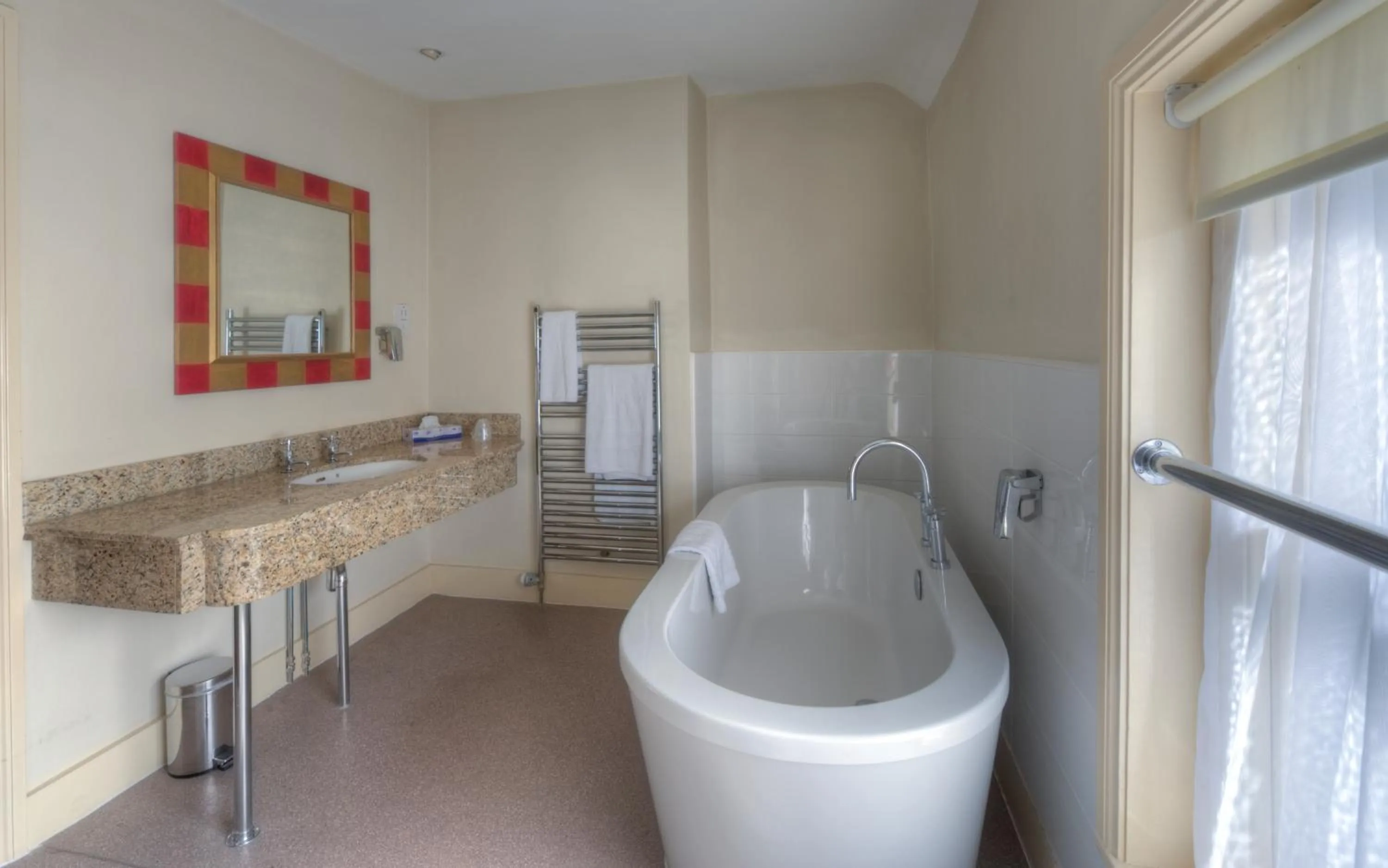 Bathroom in Dog & Partridge by Chef & Brewer Collection