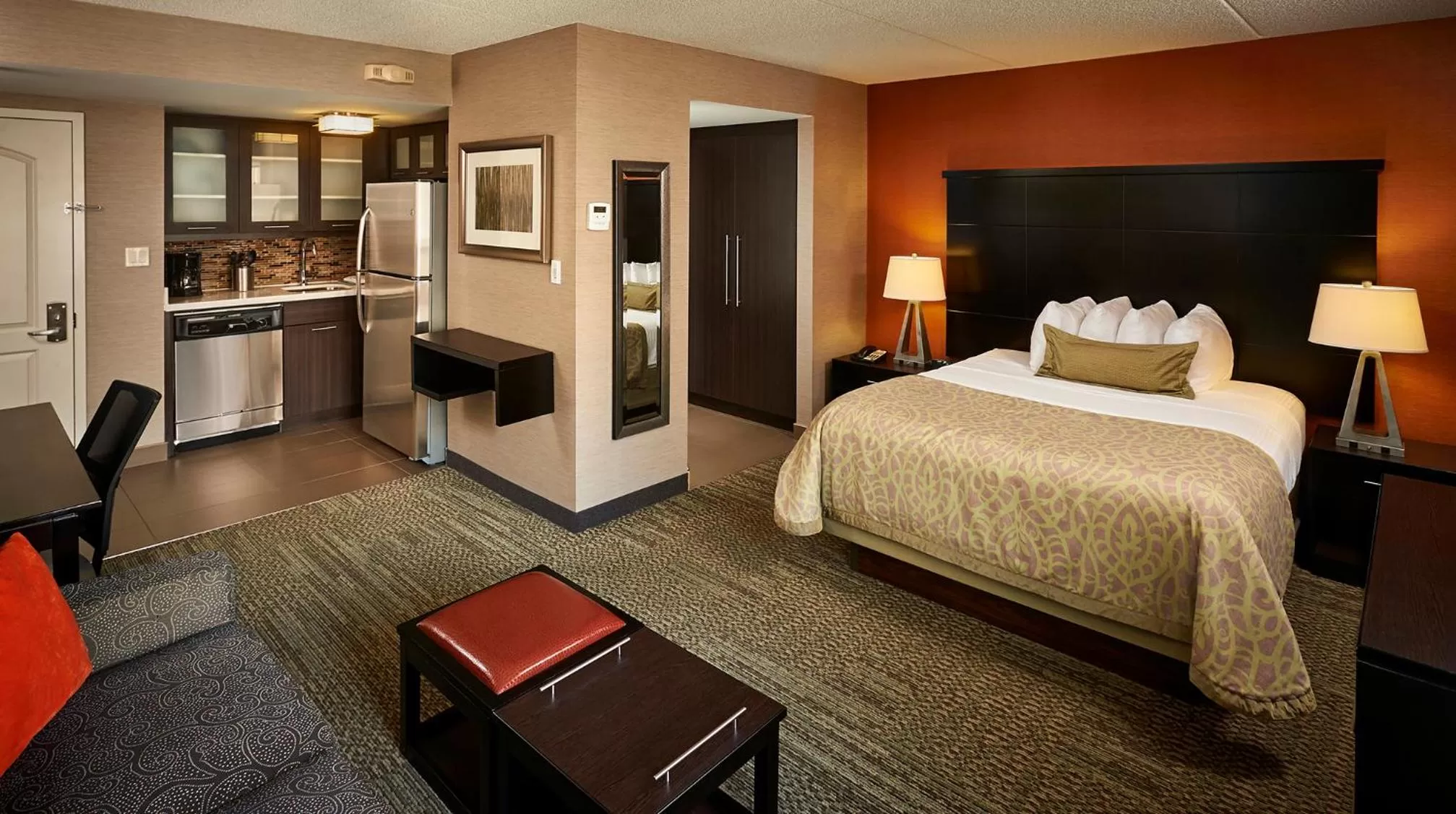 Staybridge Suites Hamilton - Downtown by IHG