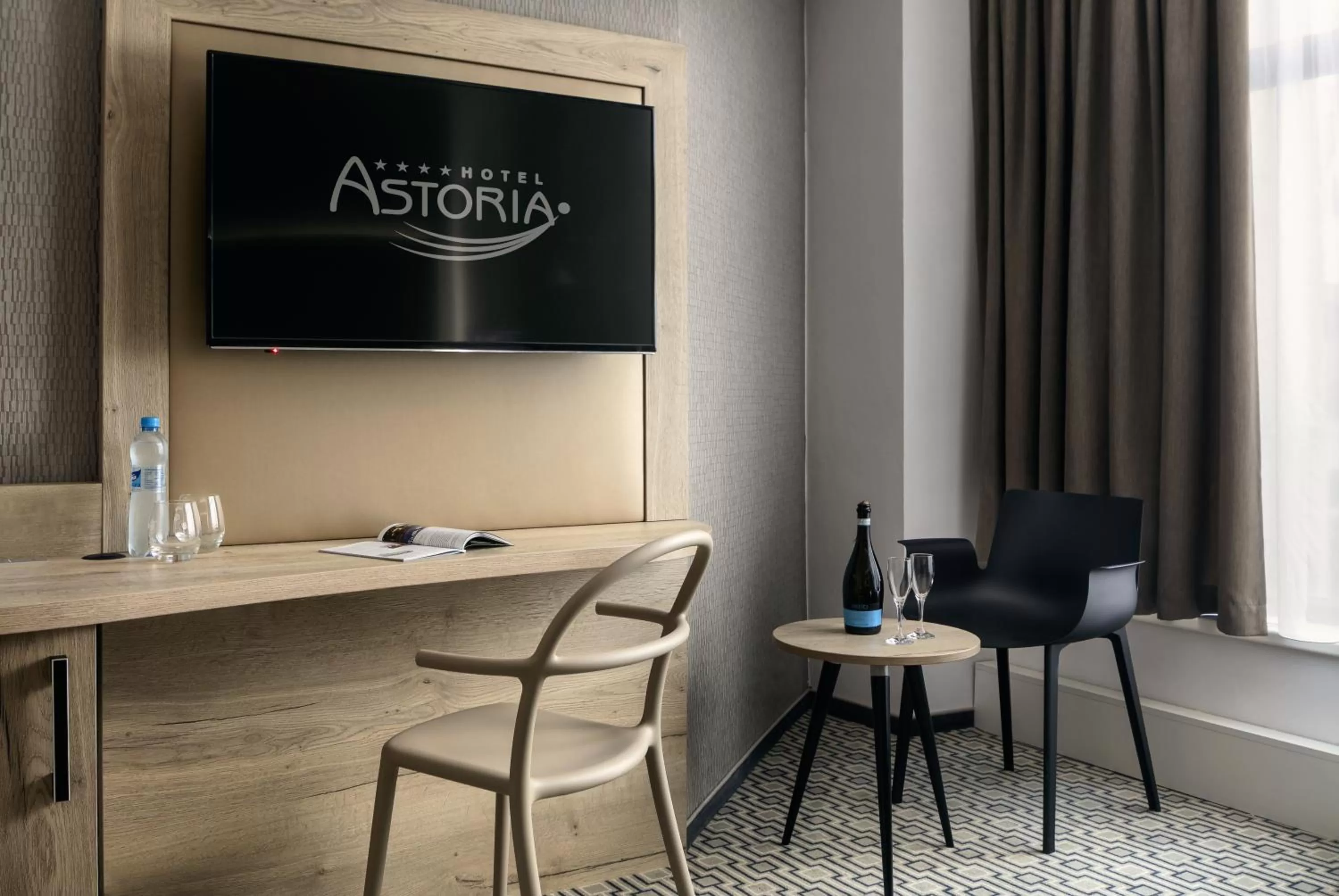 TV and multimedia in Astoria Hotel