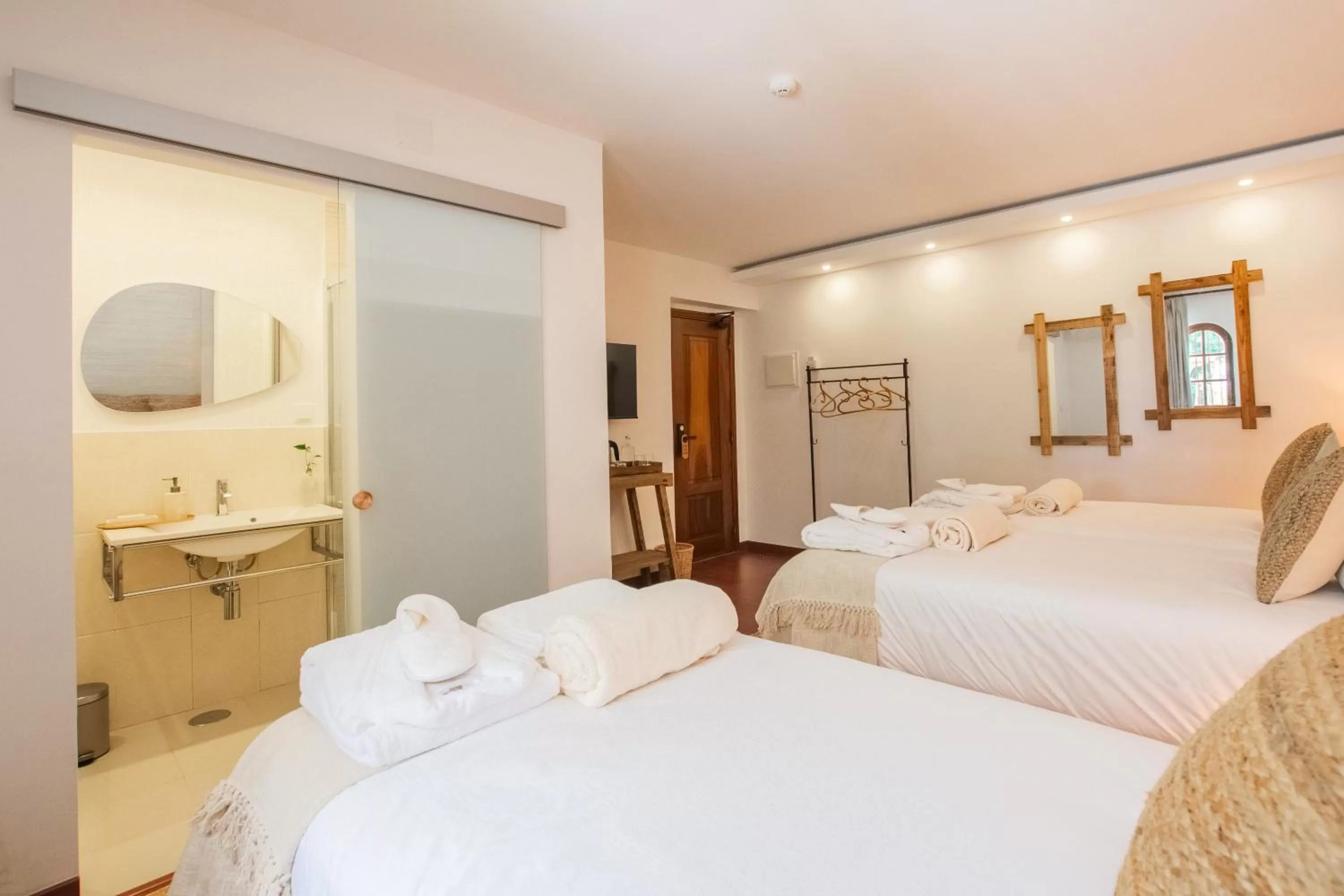 Bed in Villa Pietra Estoril Eco Guesthouse