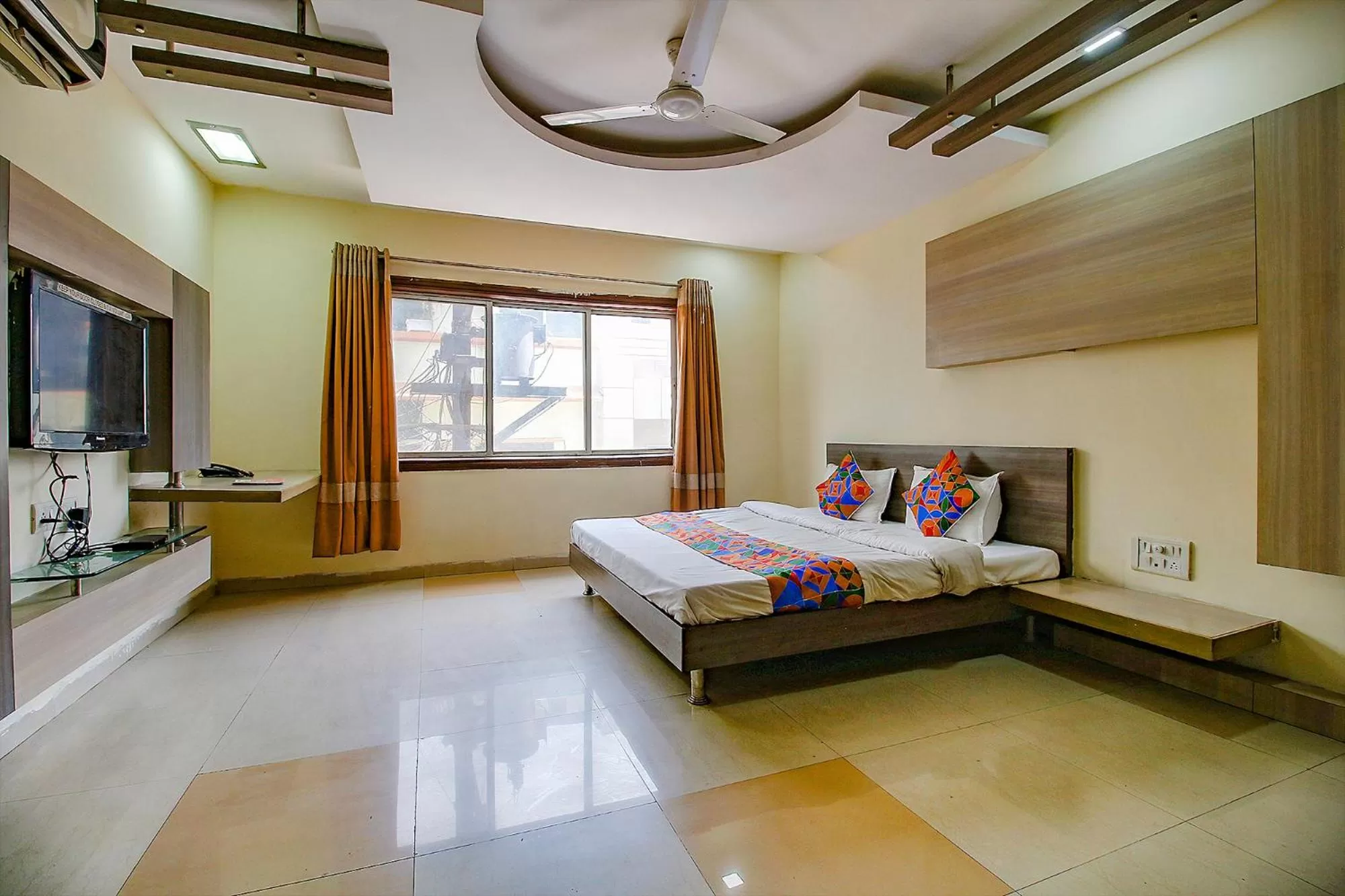 Bed in FabExpress Maanpreet