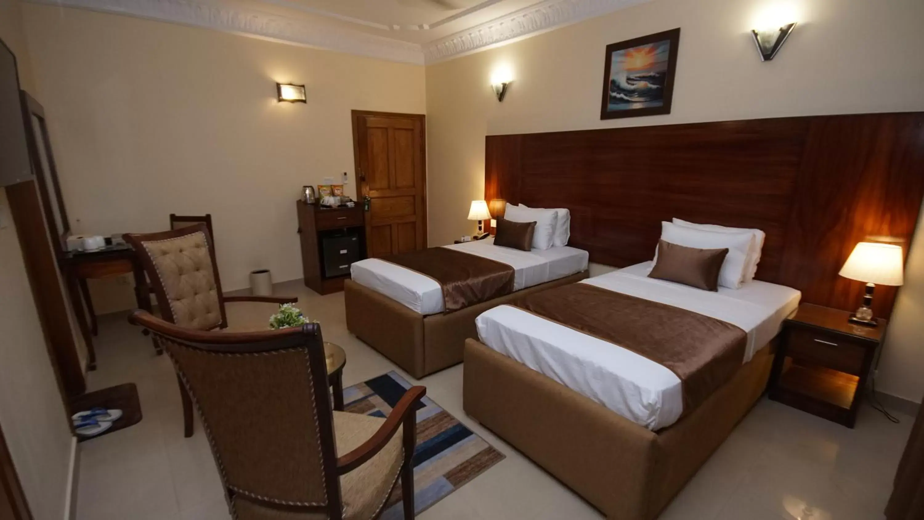 Deluxe Double or Twin Room in World Inn Karachi Deluxe Double or Twin Room in World Inn Karachi