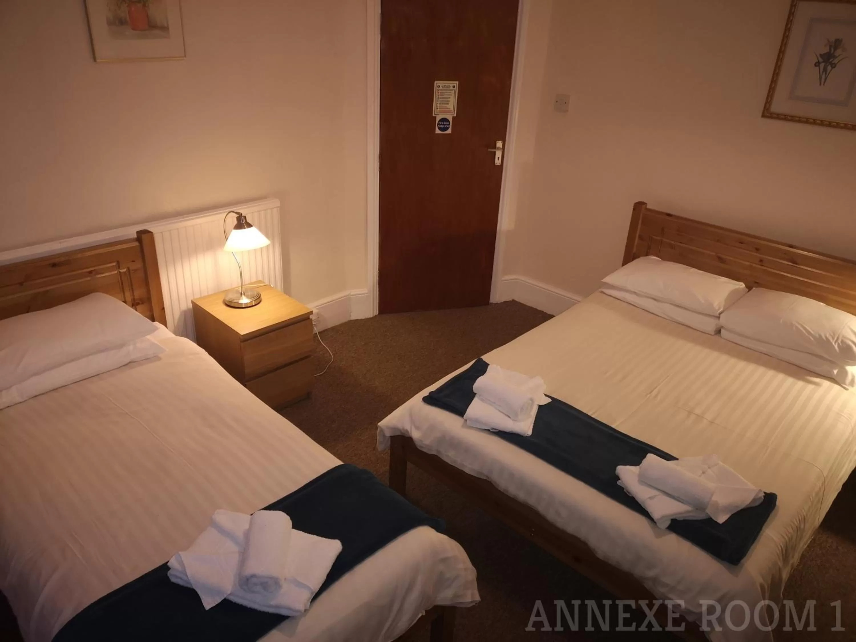 Bedroom, Bed in Westgate Hotel