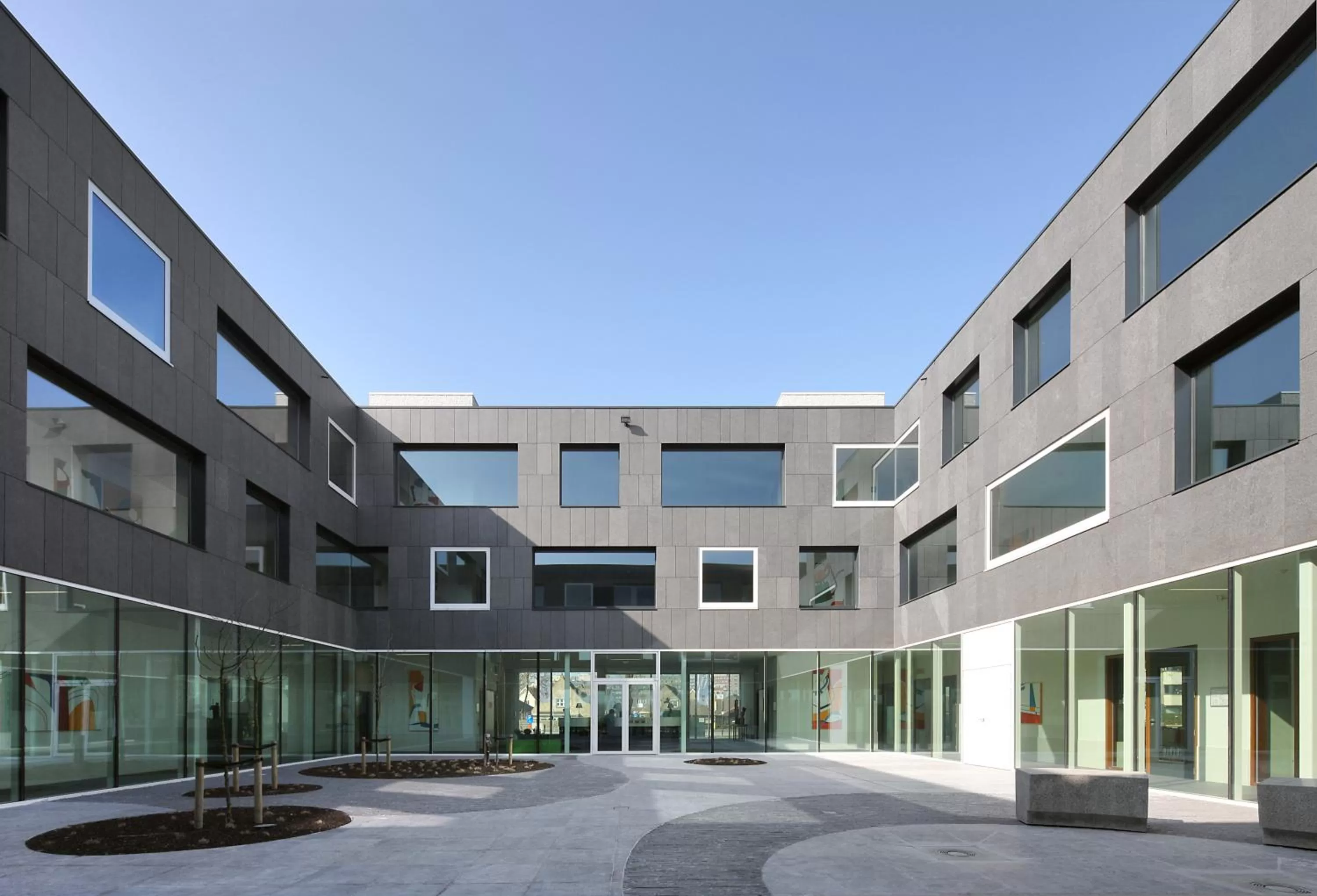 Property building in Hotel Middelpunt - Gratis Parking - Ontbijt inbegrepen! Nieuwjaarsbrunch 01 januari, op 31 december restaurant gesloten